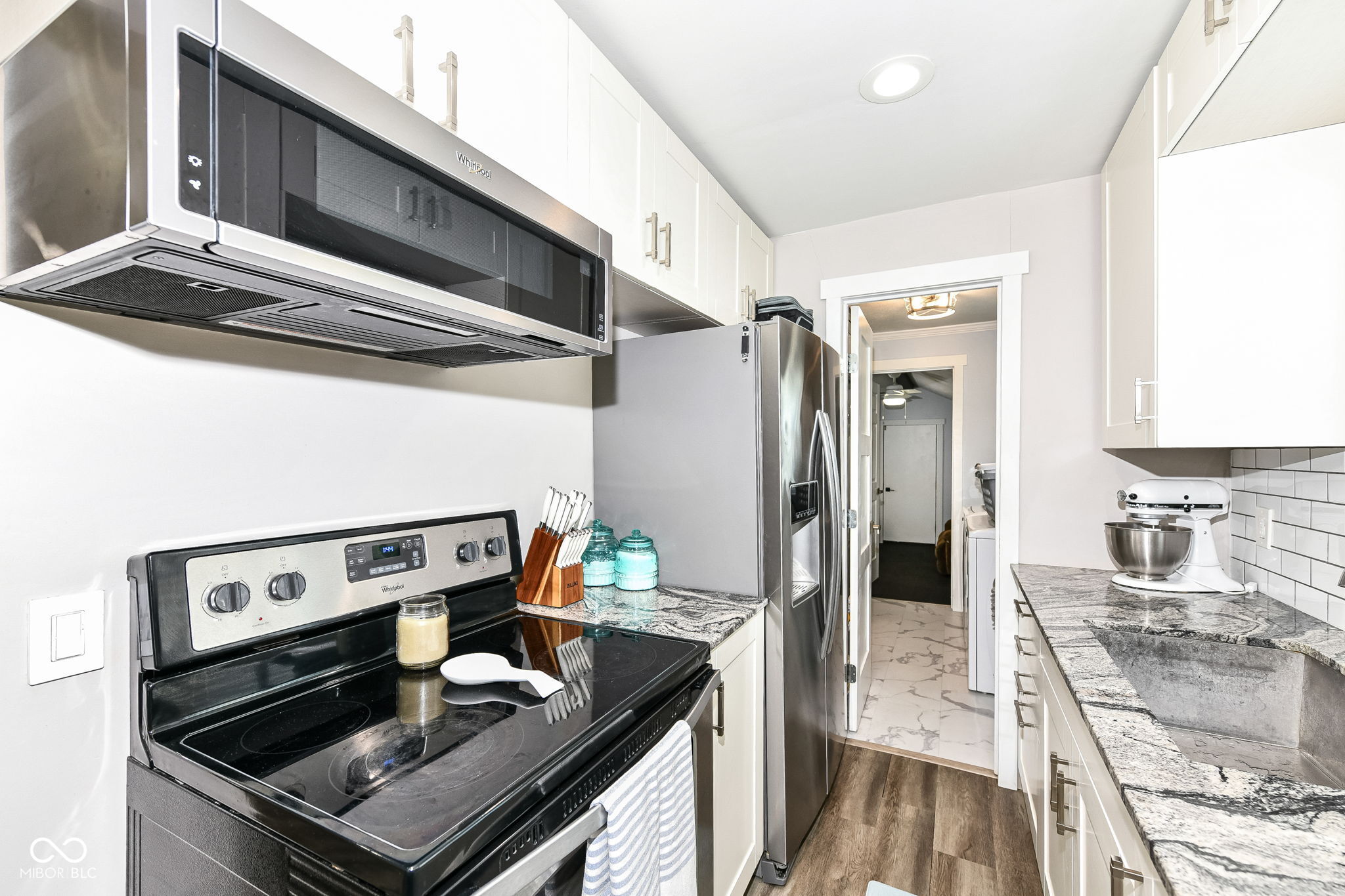 225 W Garden Street
