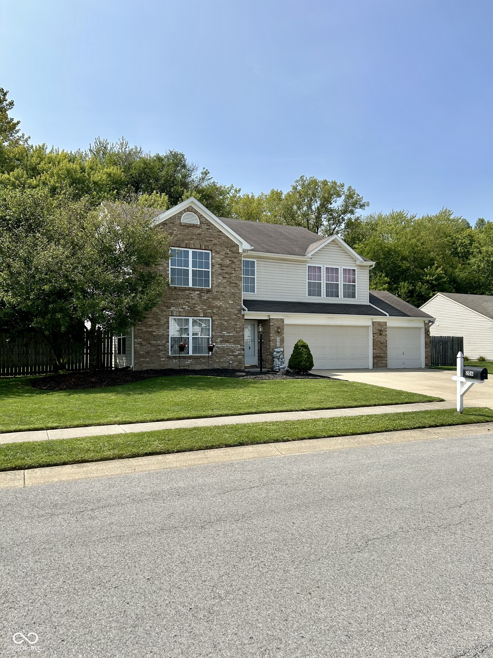 206 Brooks Way