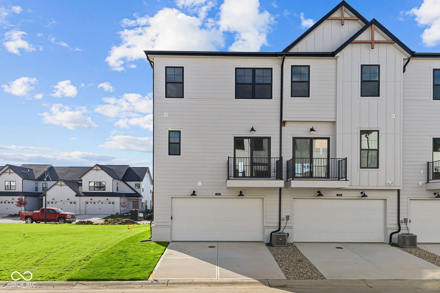 4230 Douro Trail