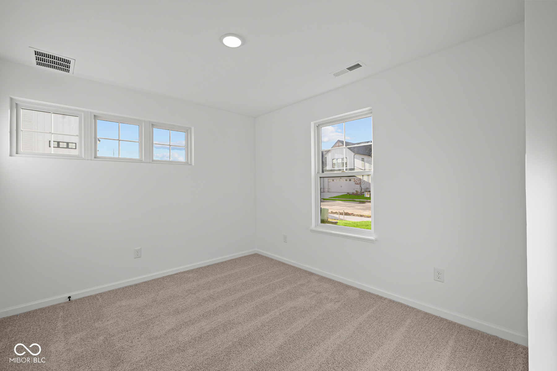 4230 Douro Trail