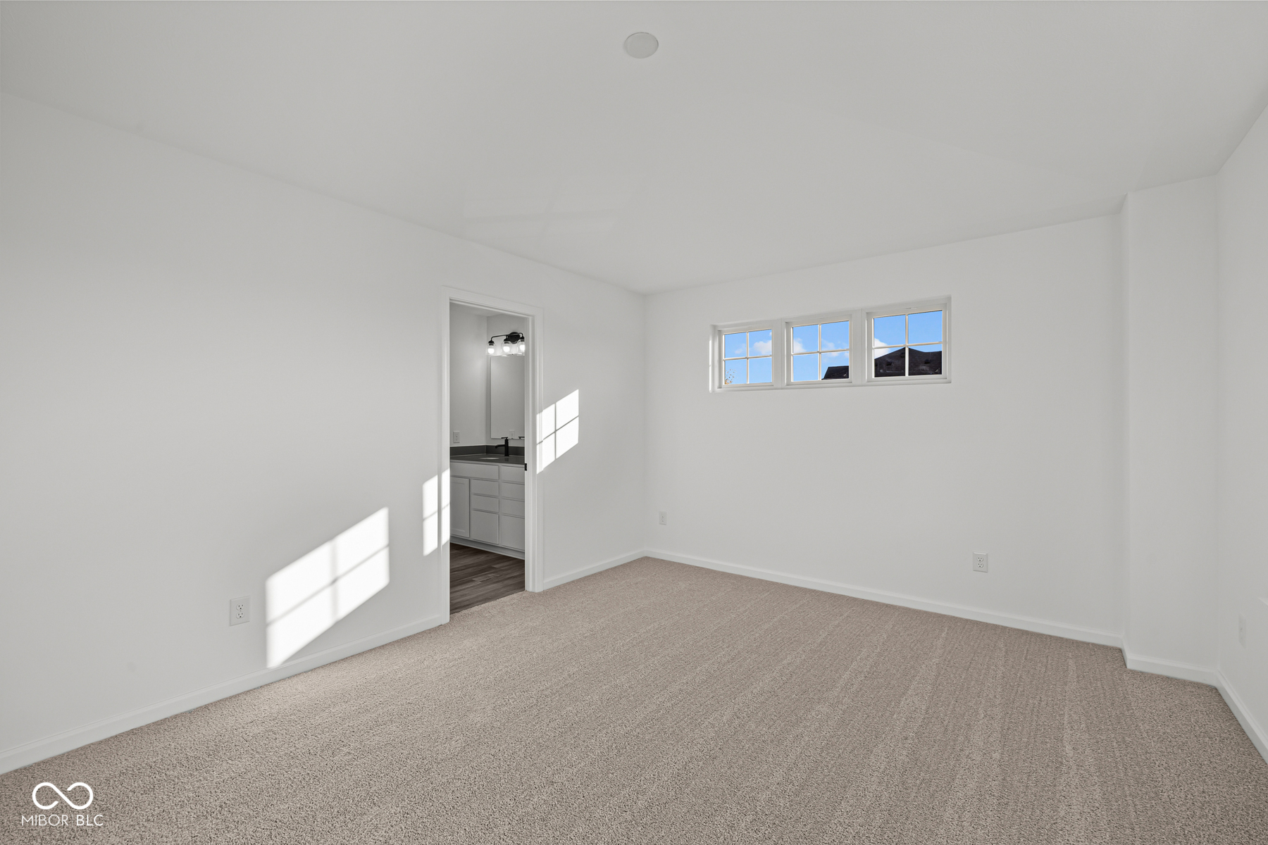 4230 Douro Trail