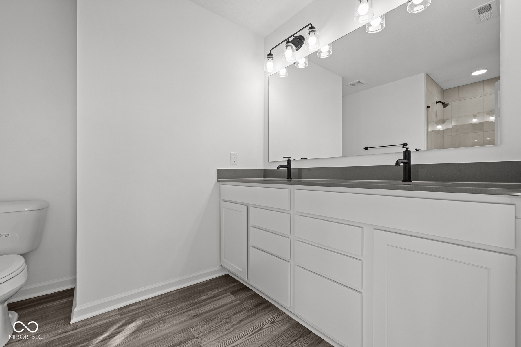 4230 Douro Trail