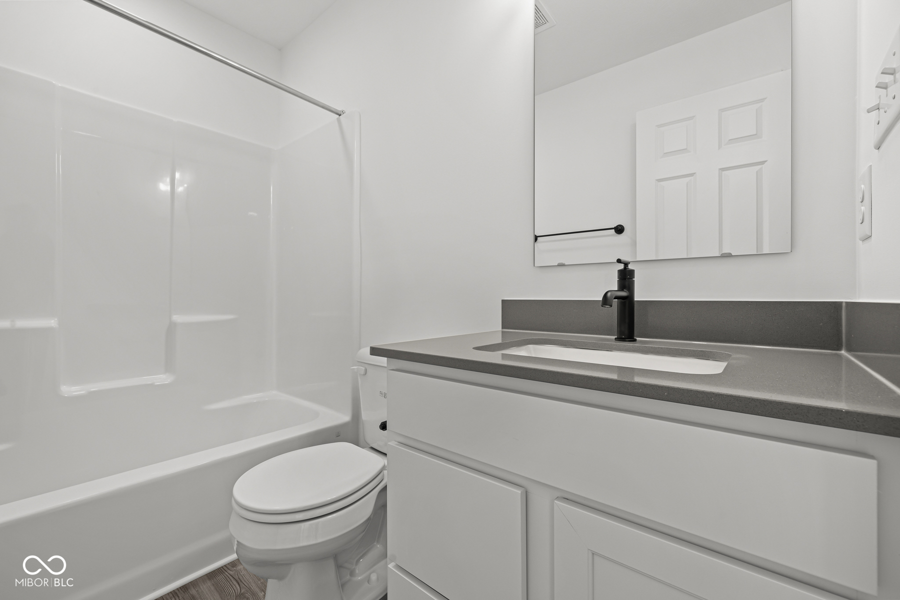 4230 Douro Trail