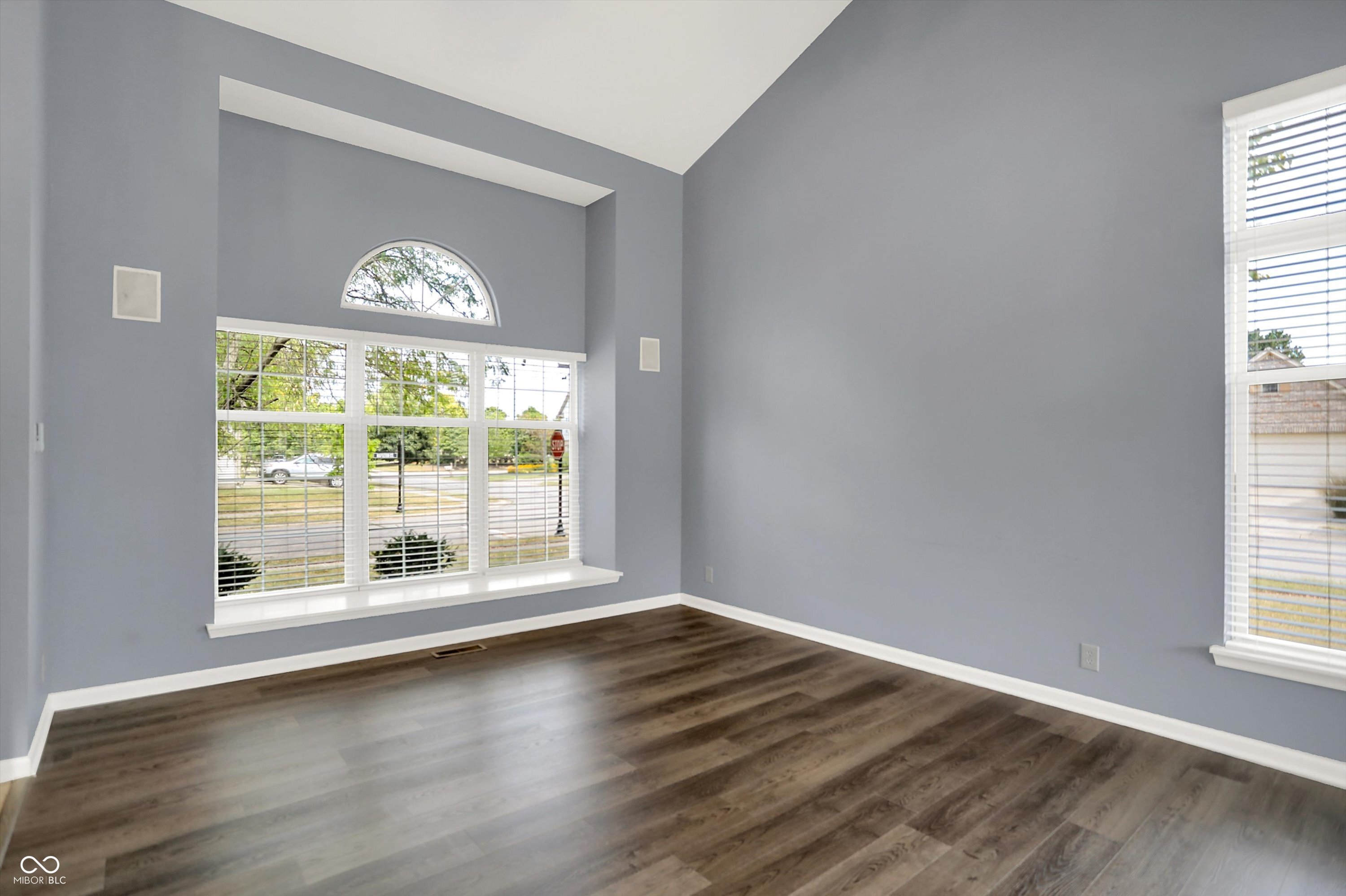 9902 Mapleton Court