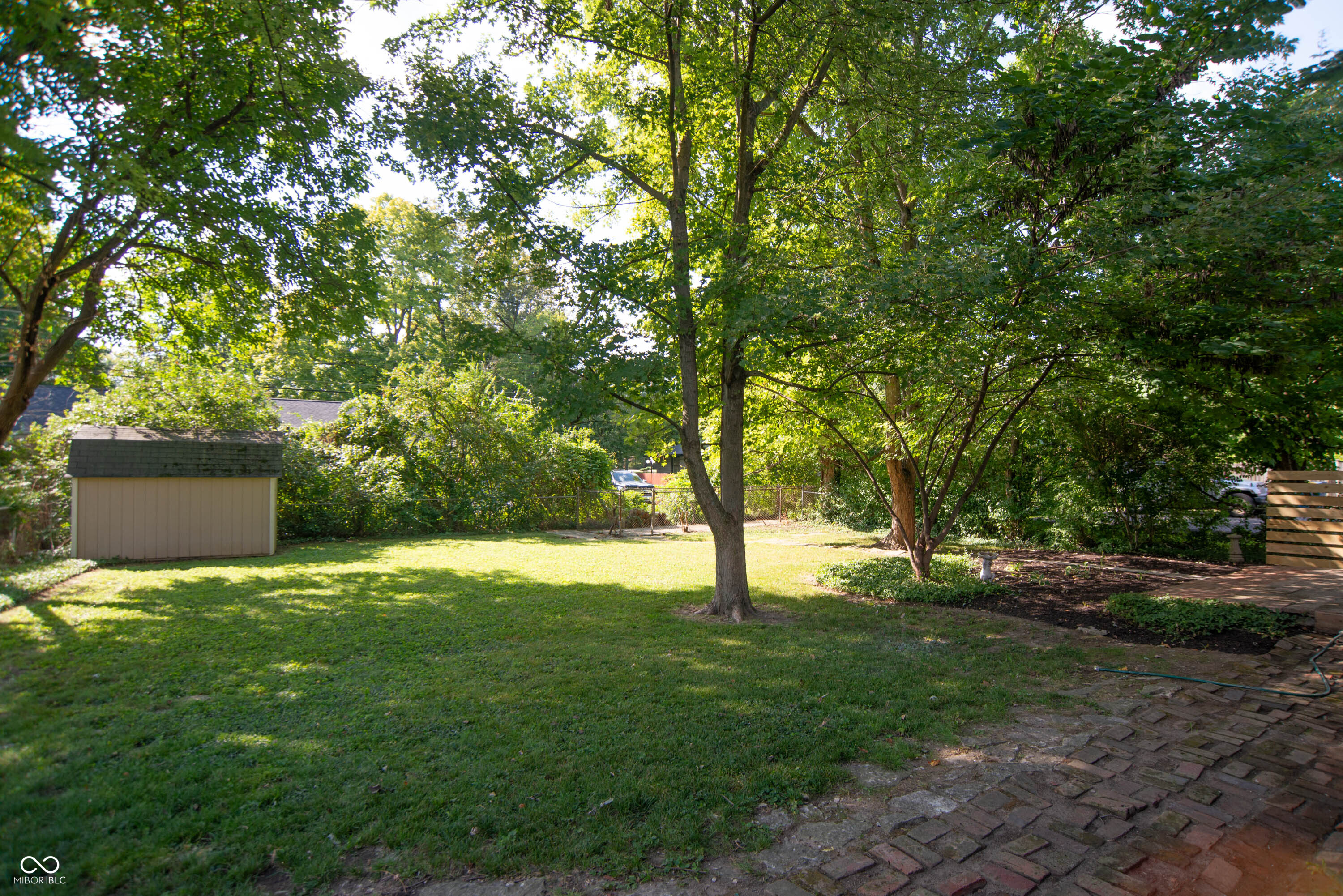 5454 Hawthorne Drive