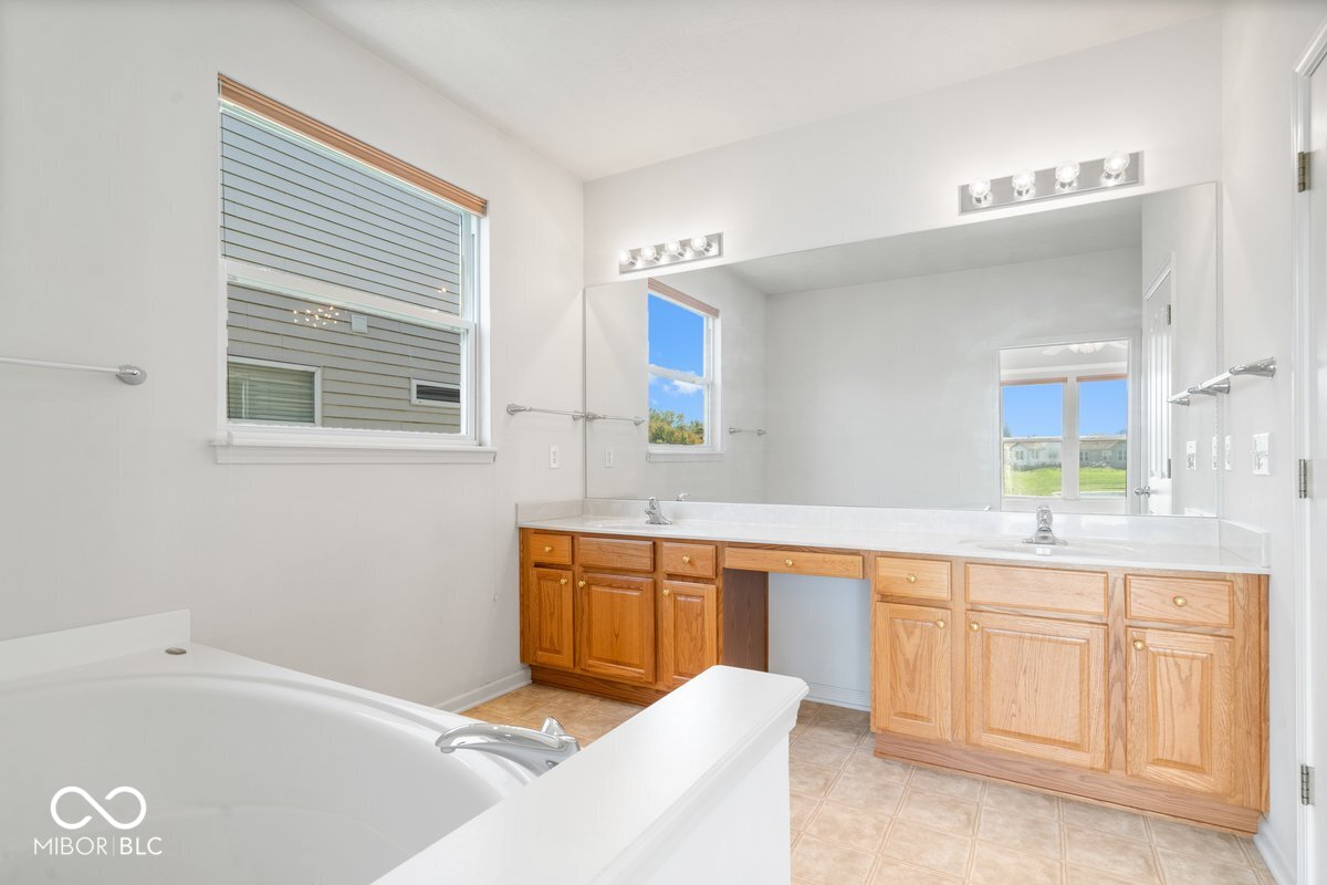 13903 Marble Arch Way