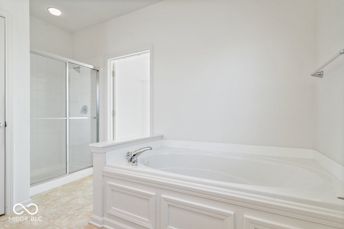 13903 Marble Arch Way