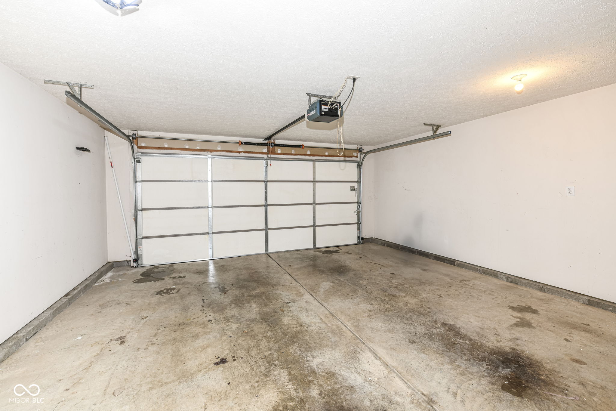 1207 Worcester Way