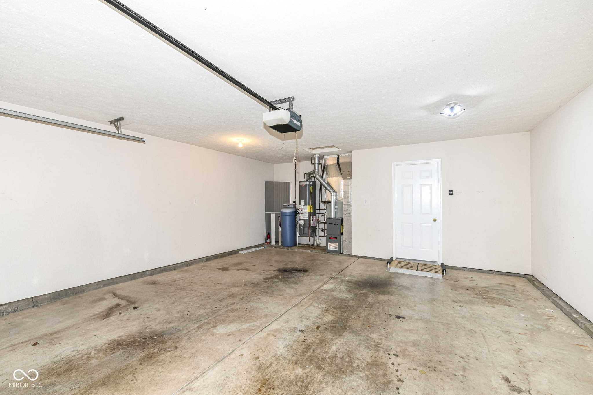 1207 Worcester Way