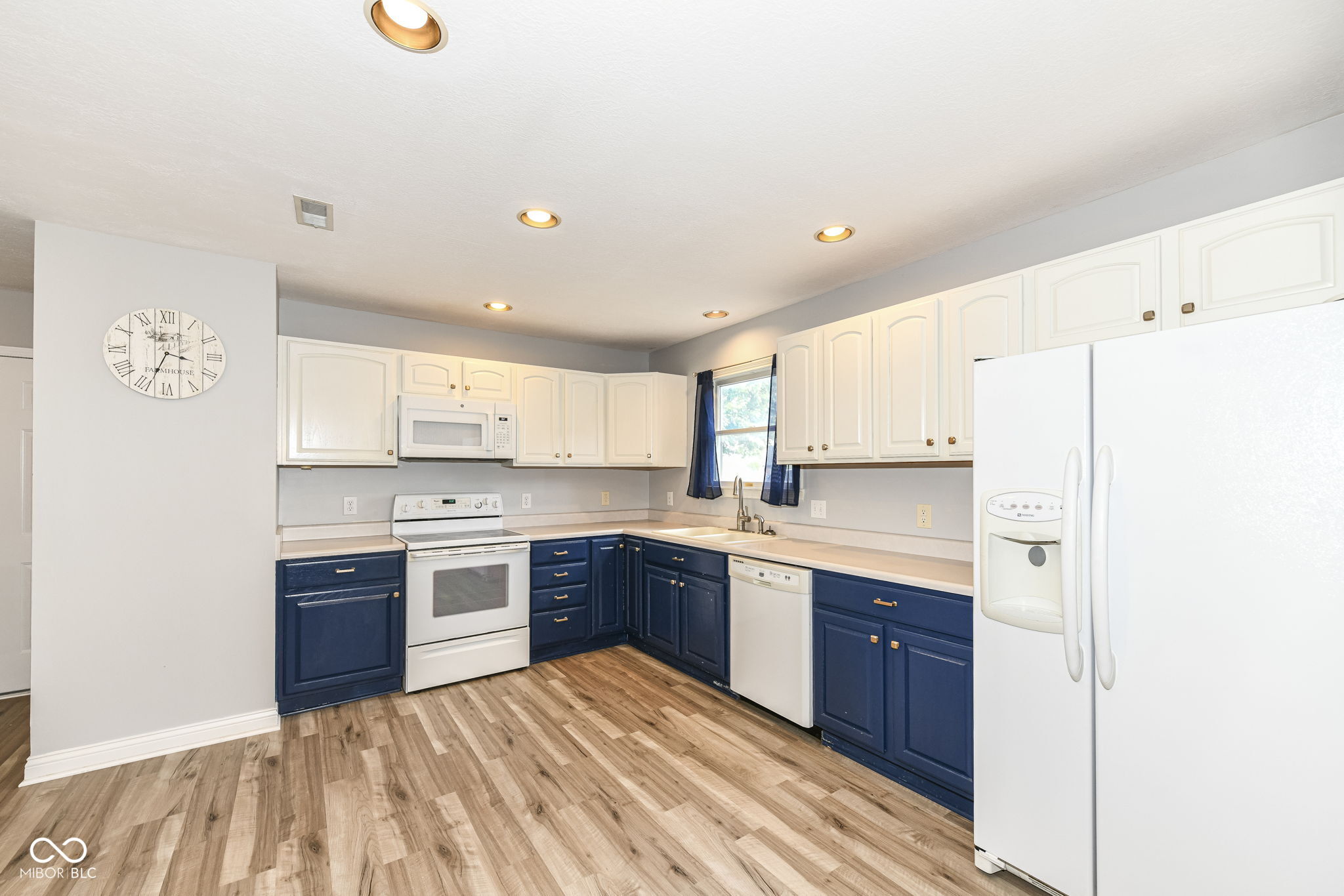1207 Worcester Way