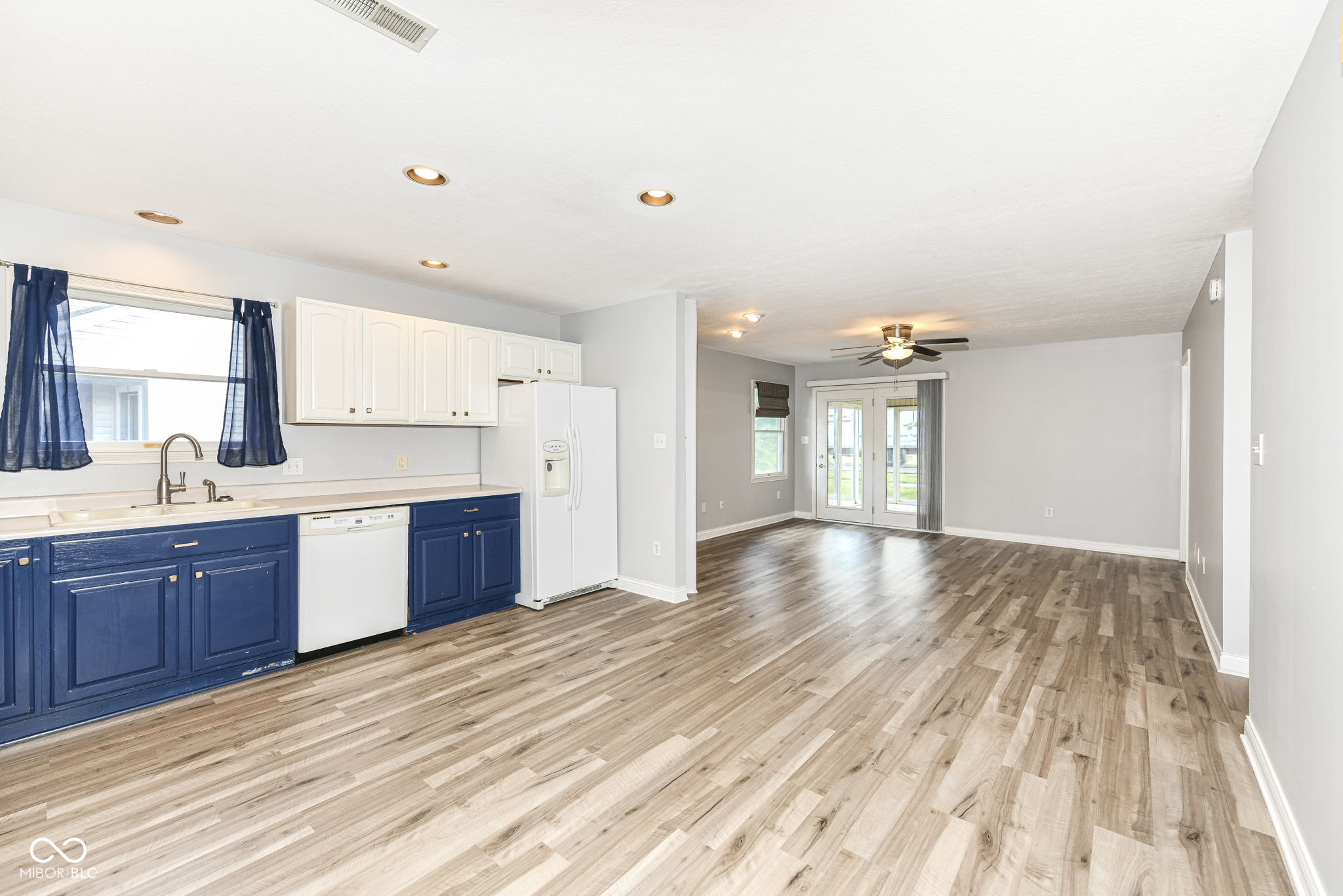 1207 Worcester Way