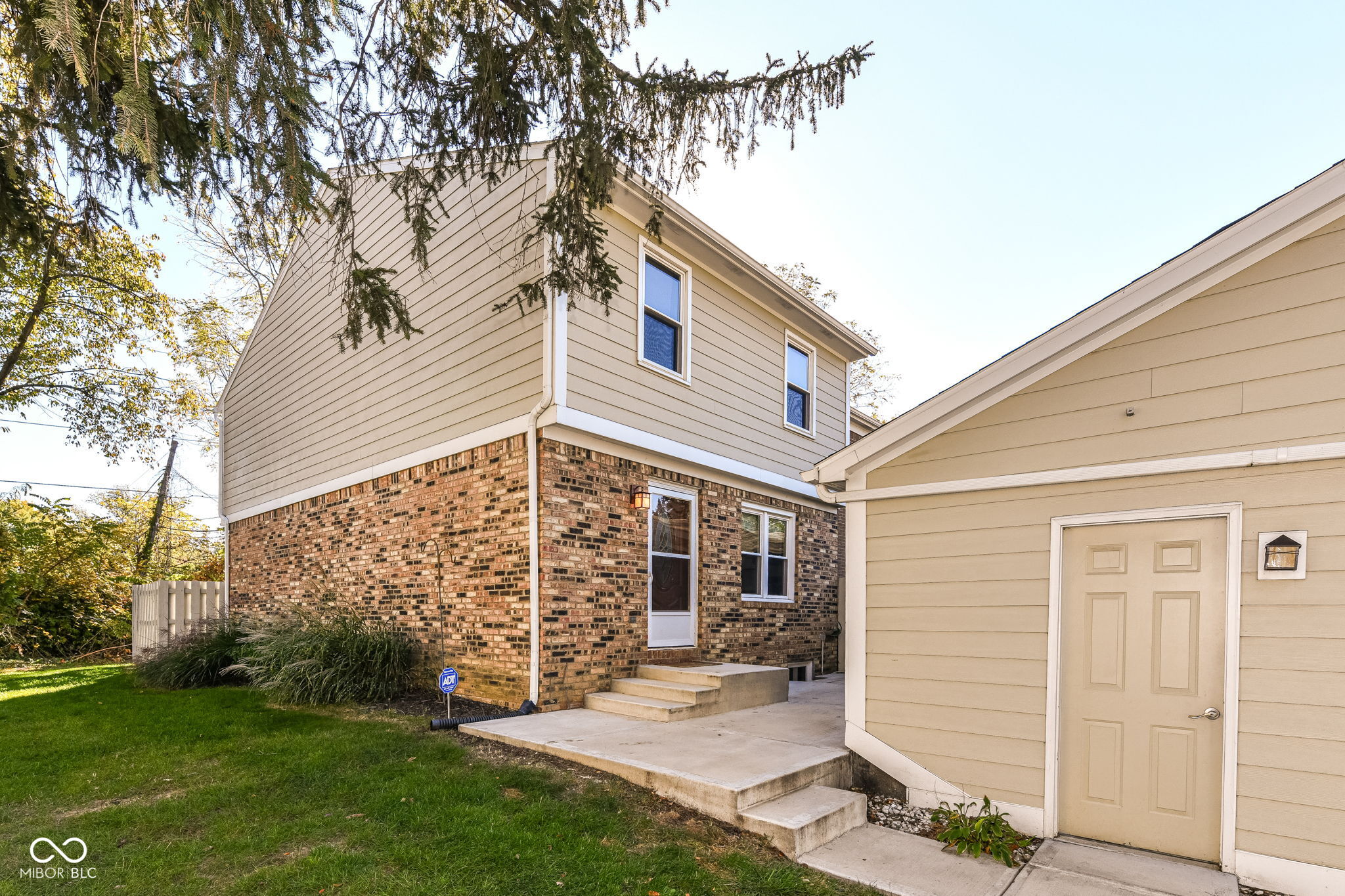 343 Carmelaire Court