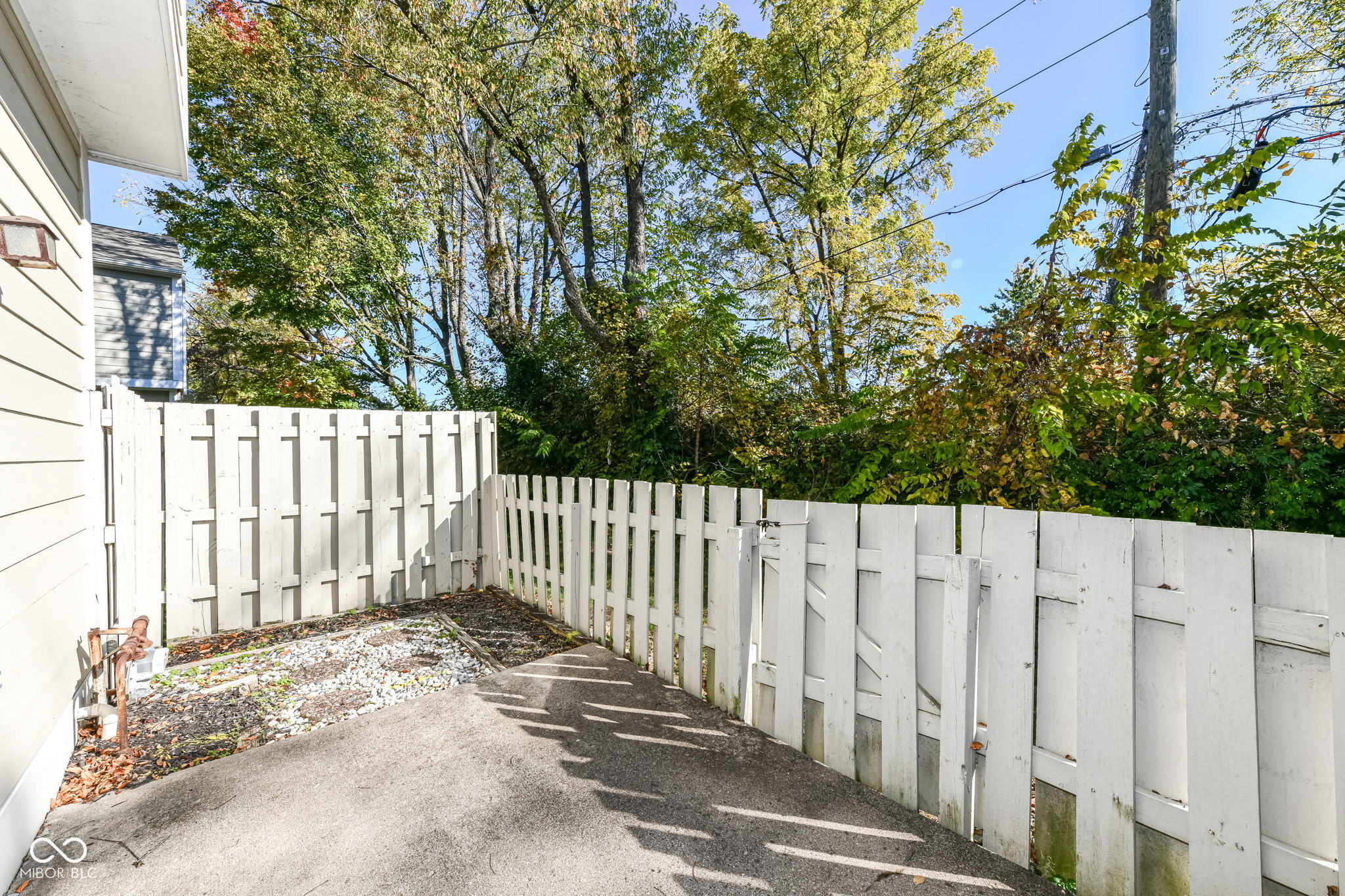 343 Carmelaire Court