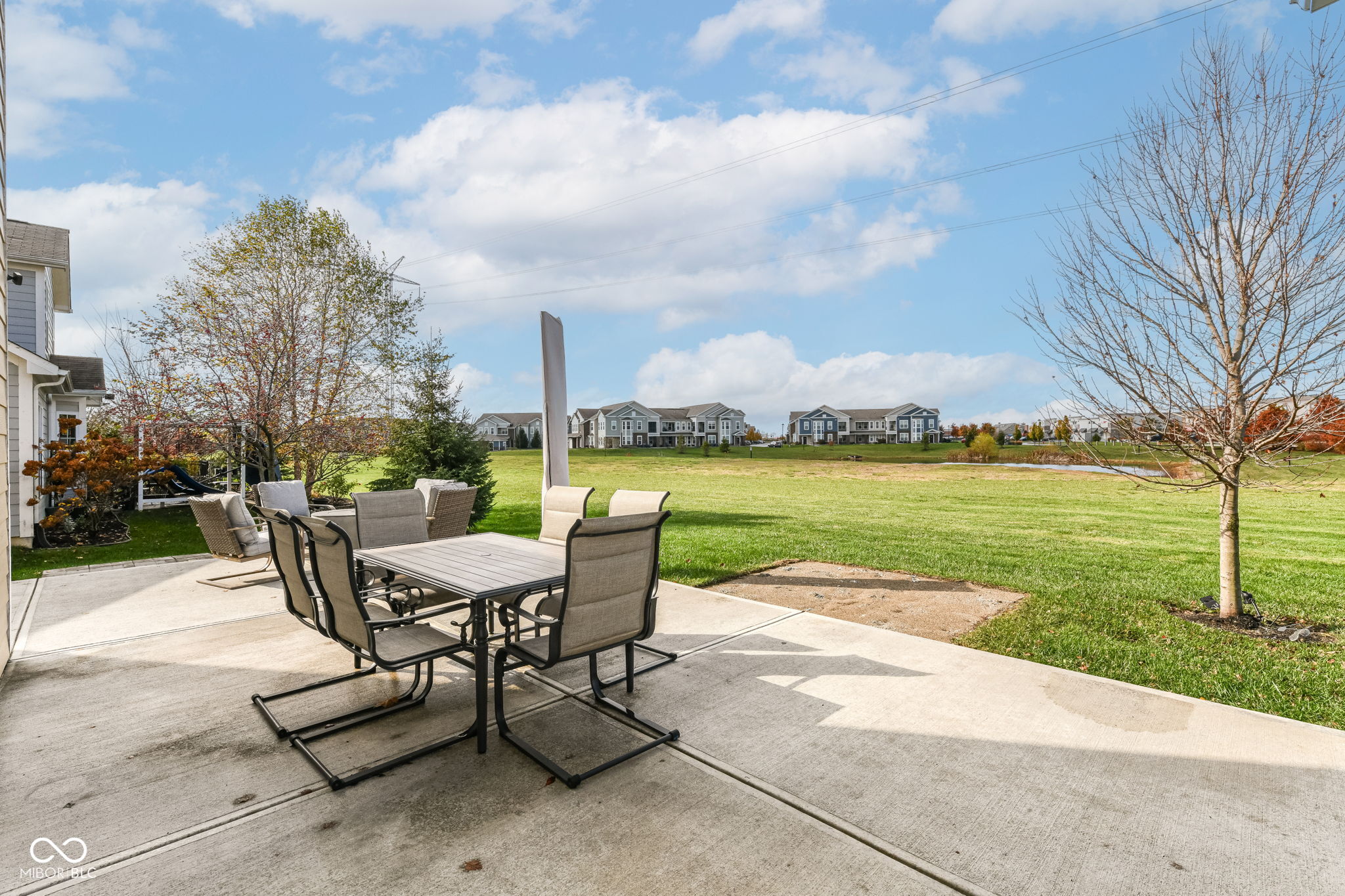 6252 Sugar Maple Drive