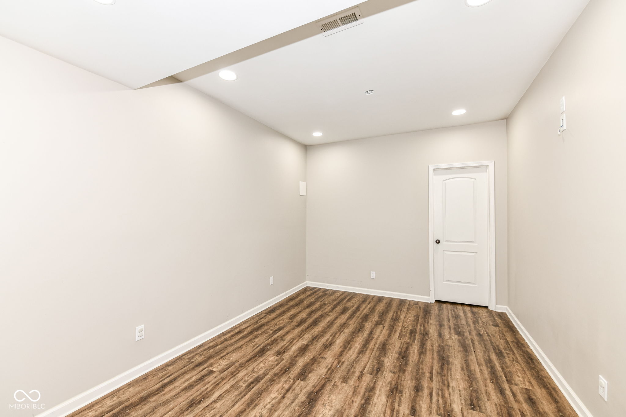 6252 Sugar Maple Drive