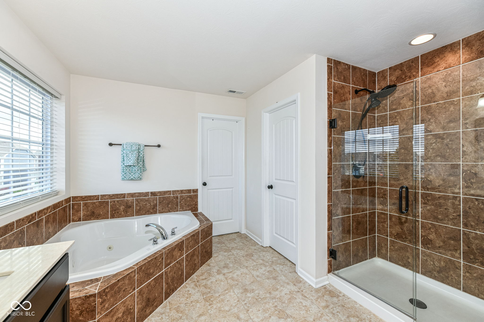 6252 Sugar Maple Drive