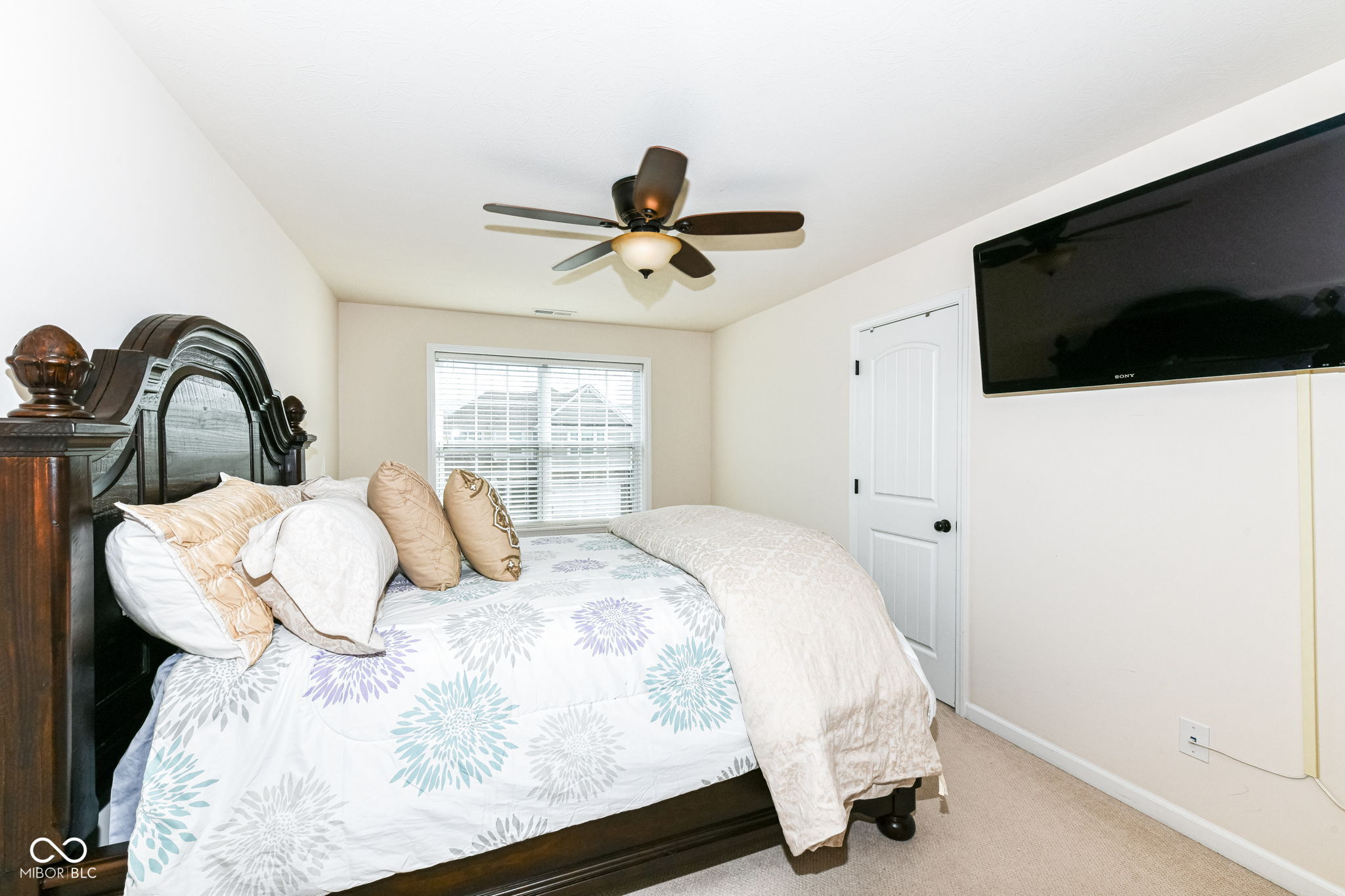 6252 Sugar Maple Drive