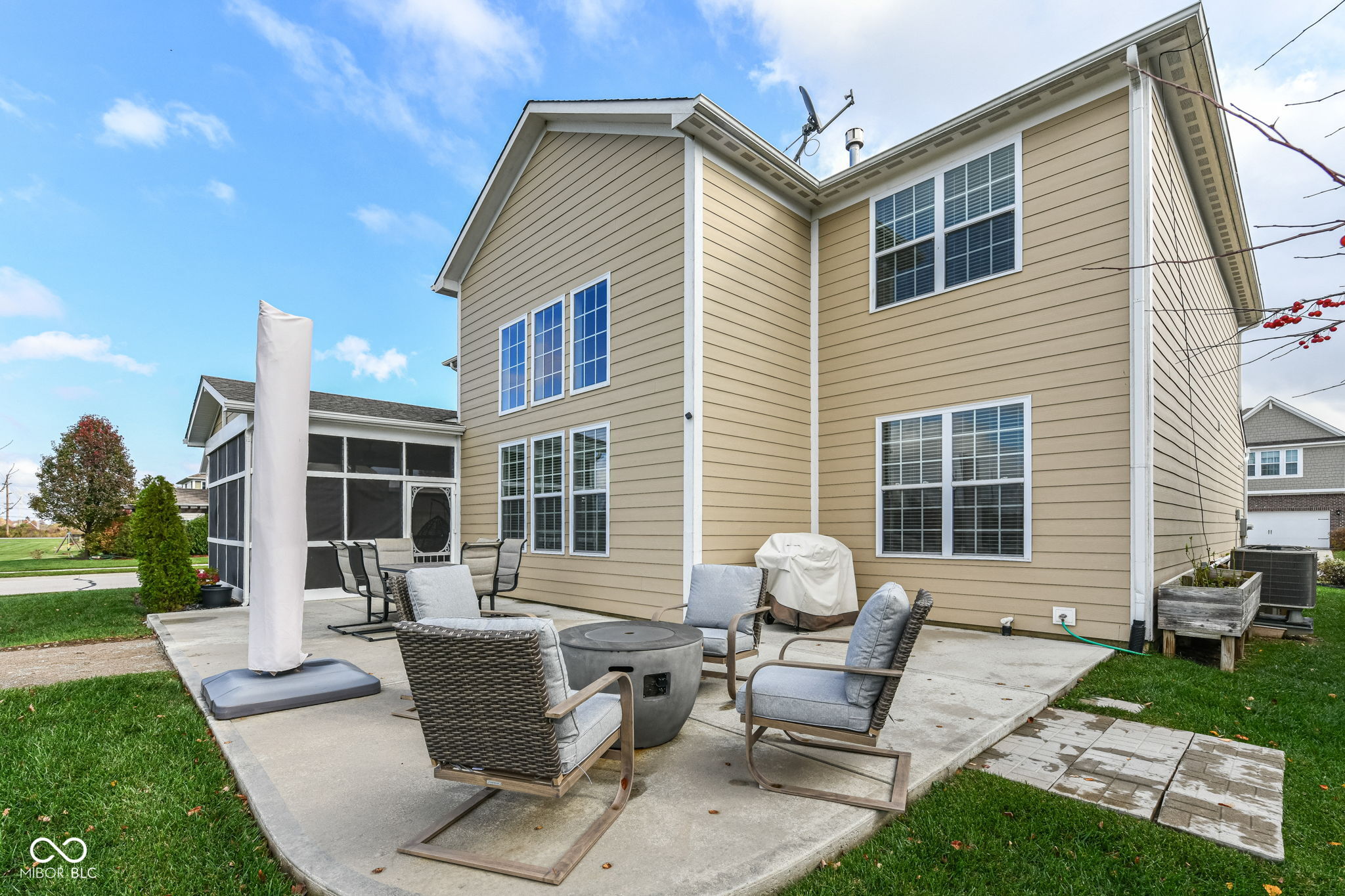 6252 Sugar Maple Drive