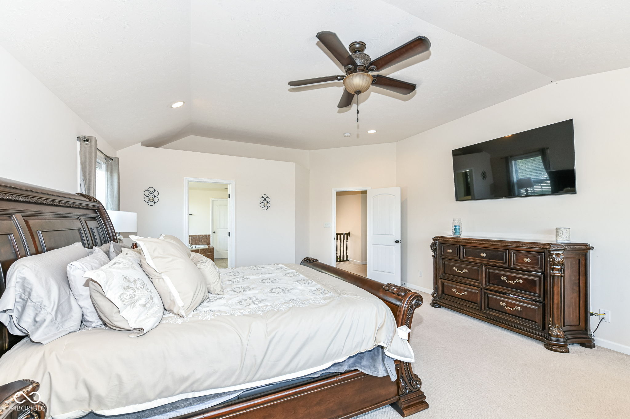 6252 Sugar Maple Drive
