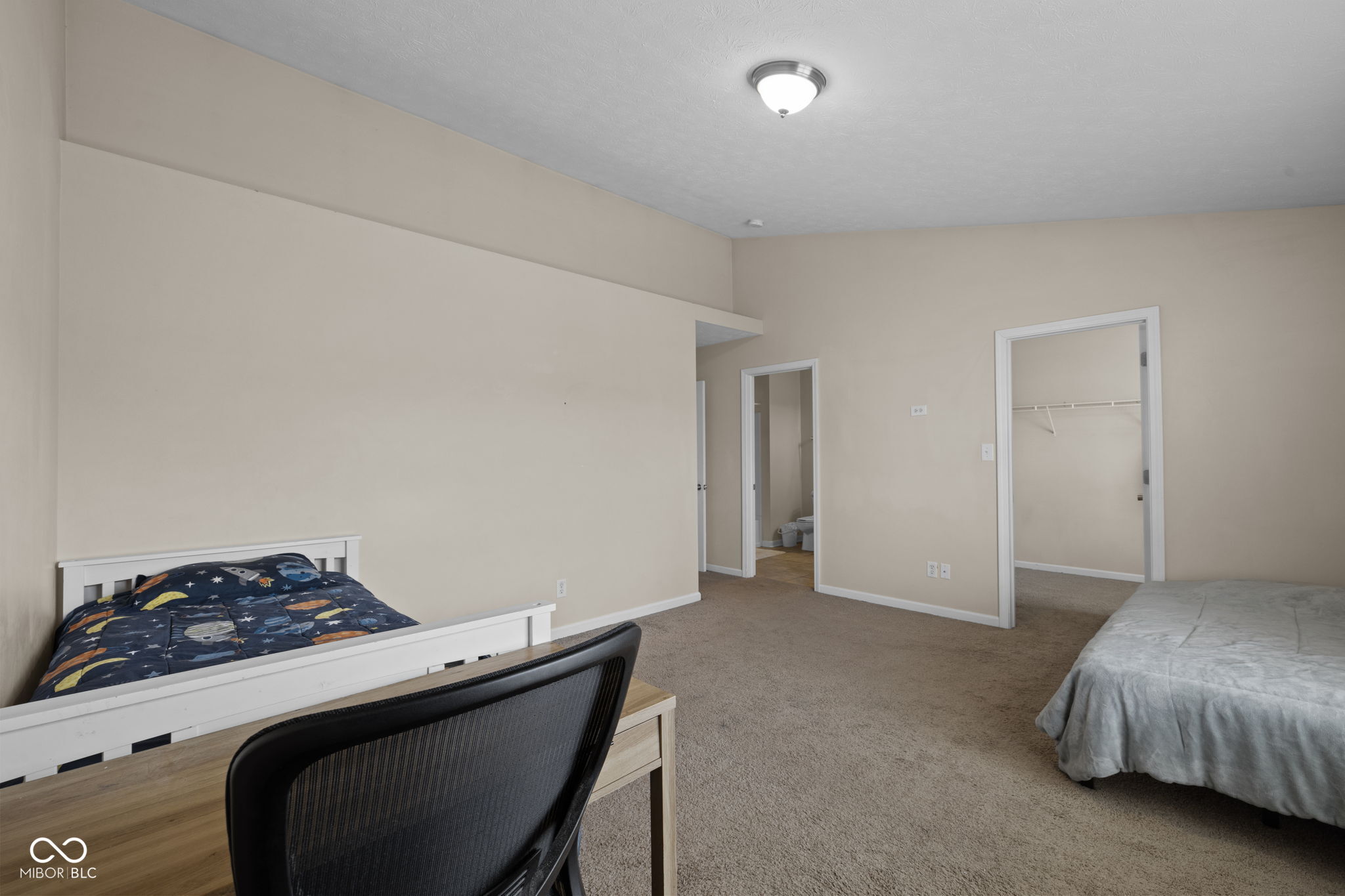 11575 Reagan Drive