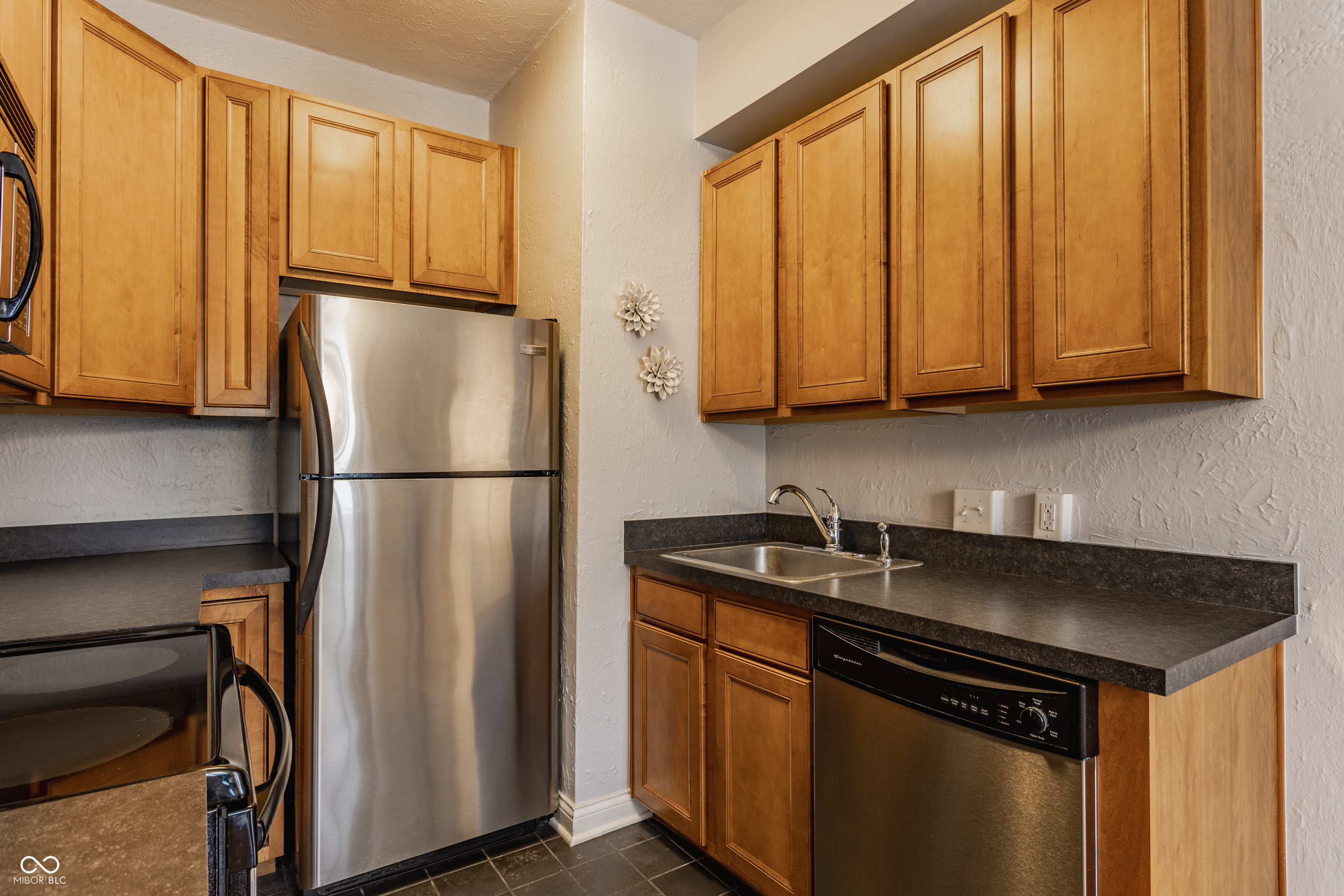5347 N College Avenue Unit: 308