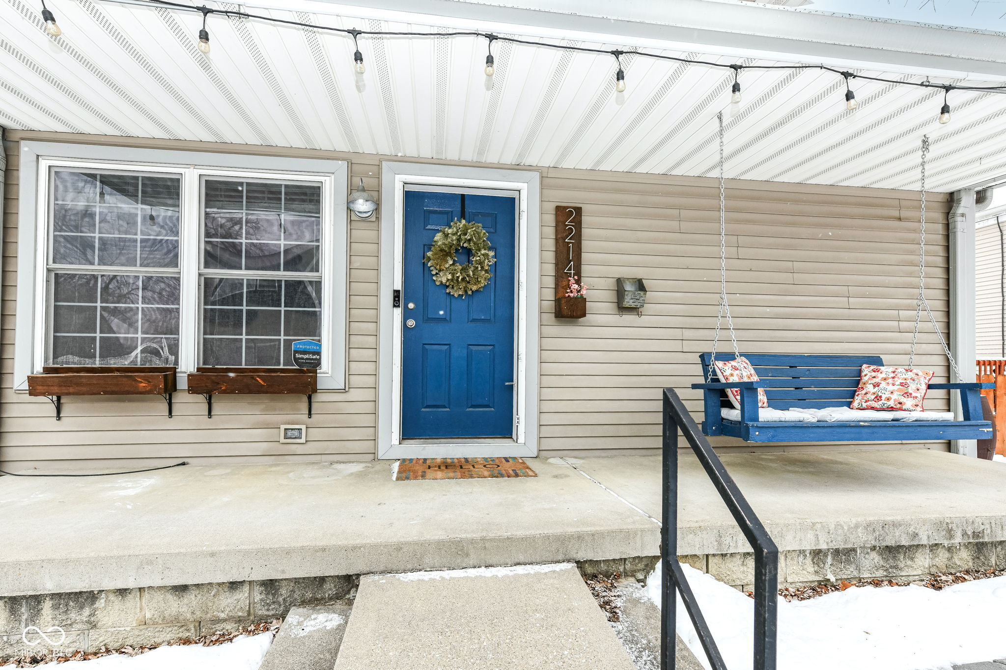 2214 Pleasant Street