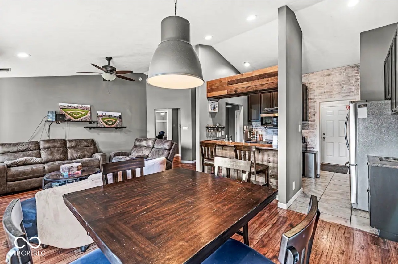 12525 Wolford Drive