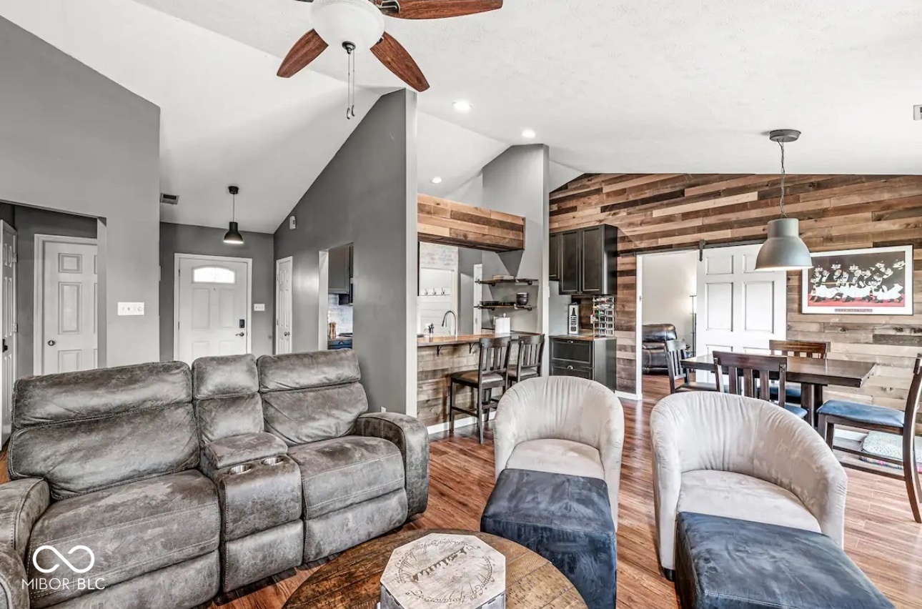 12525 Wolford Drive