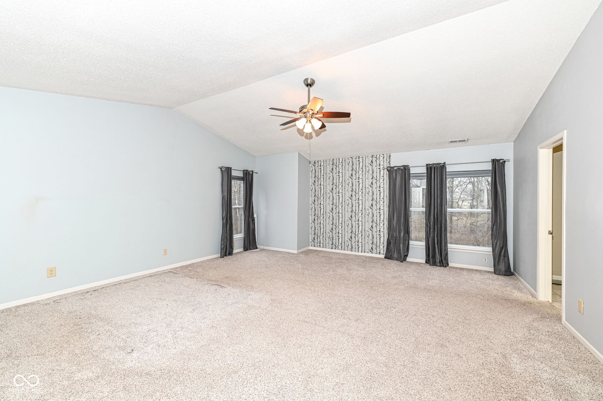 5815 Noble Drive