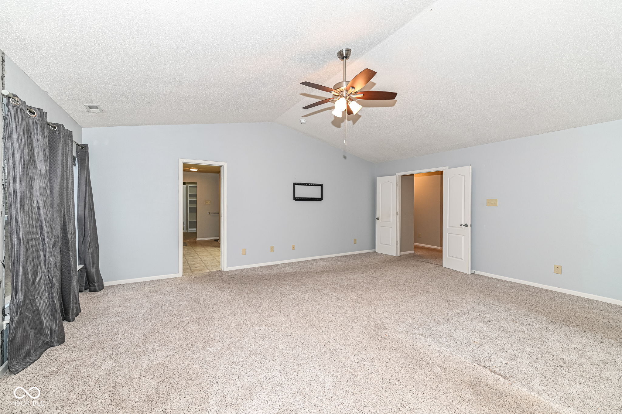 5815 Noble Drive