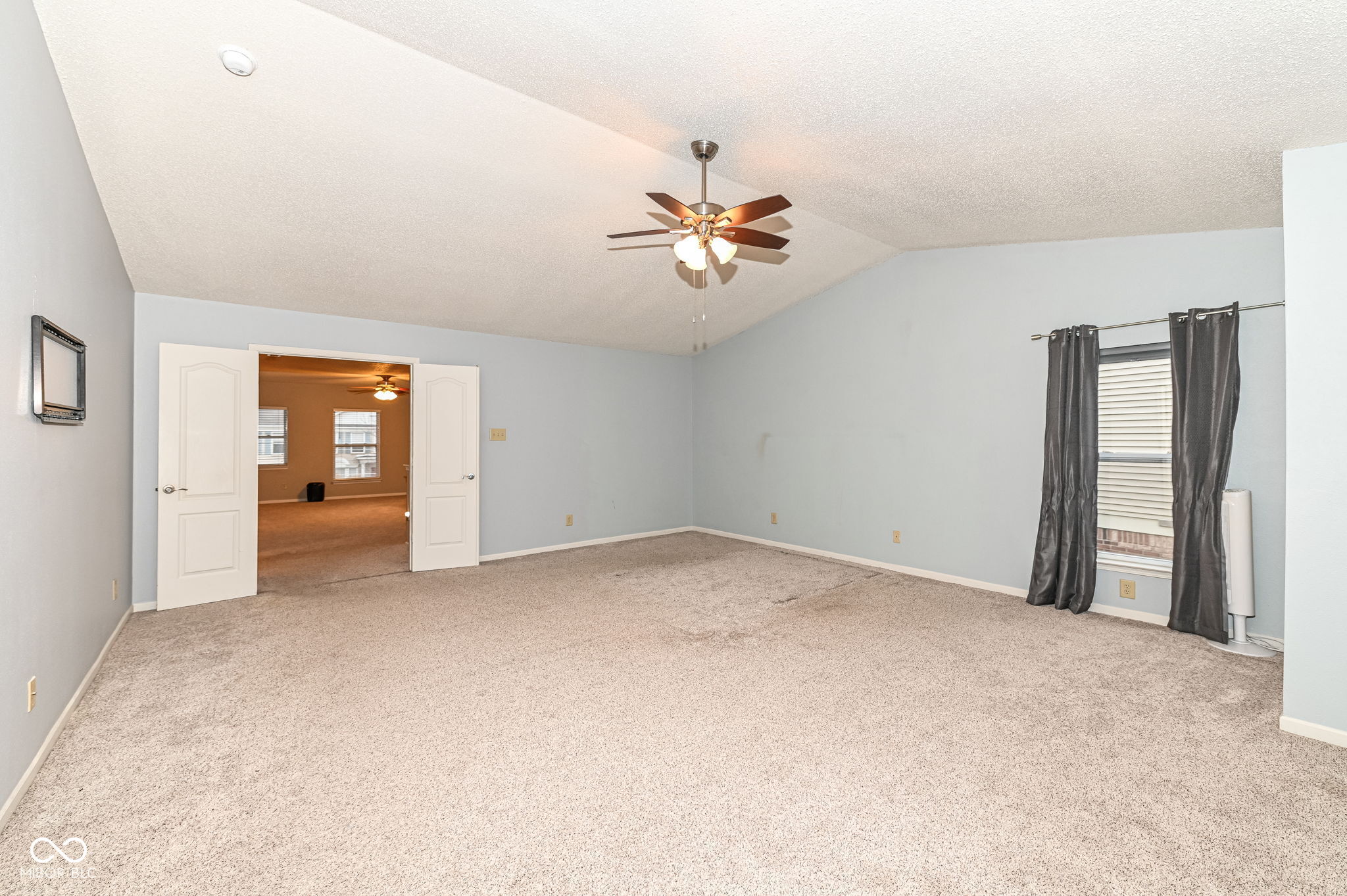 5815 Noble Drive