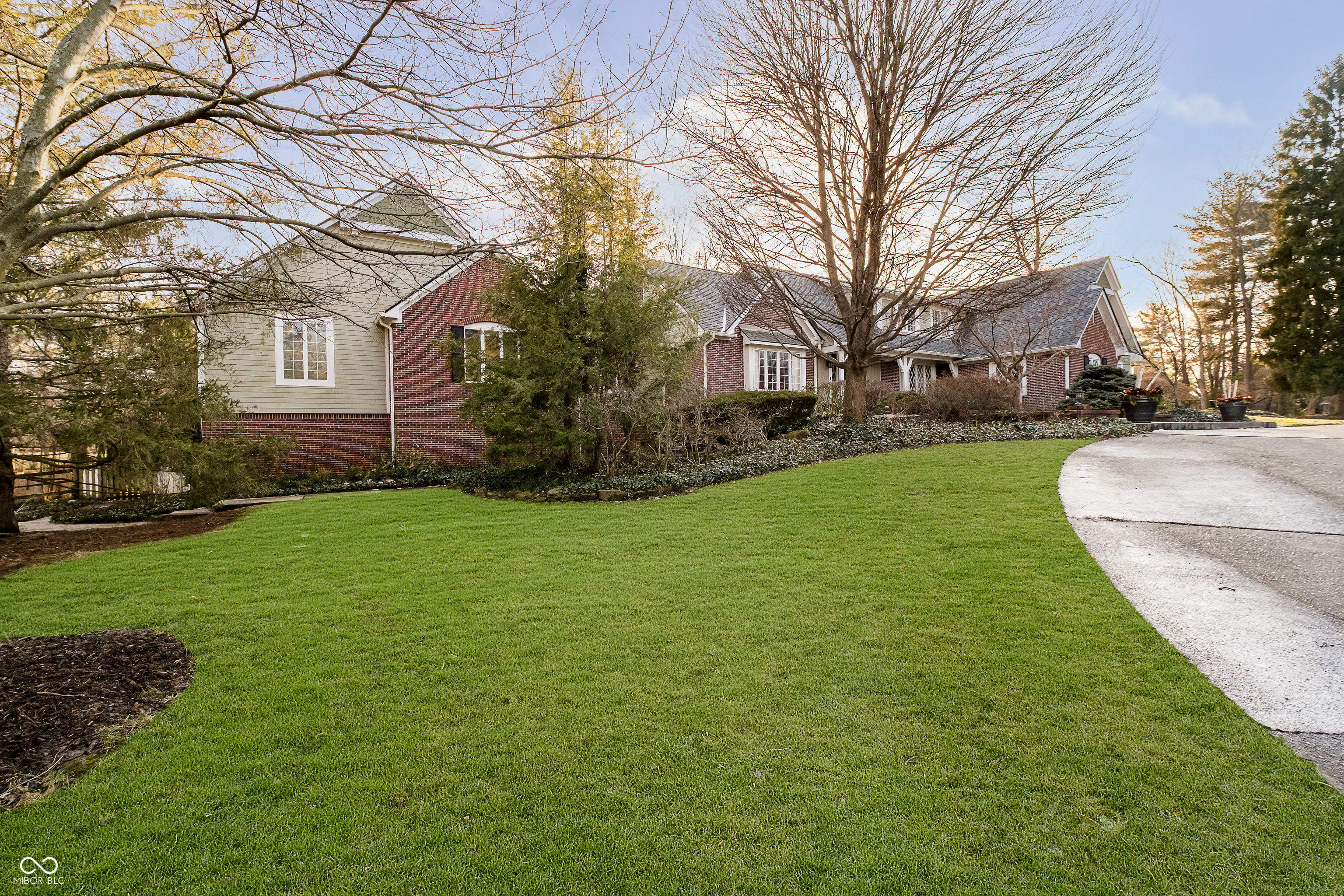 3803 Nesbitt Road