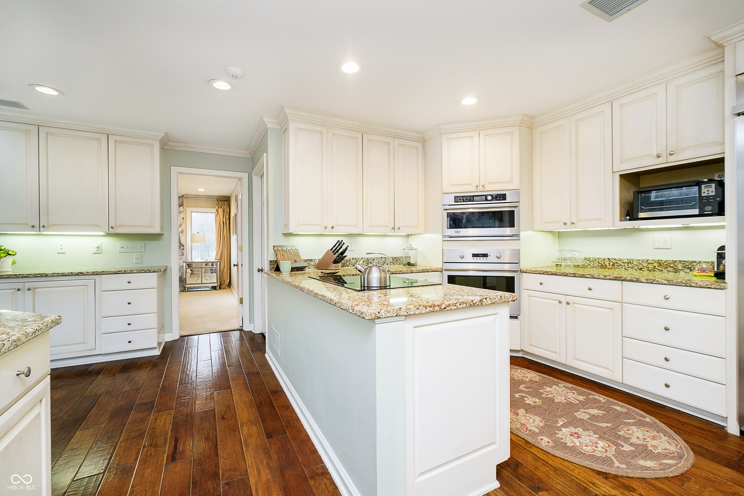 3803 Nesbitt Road