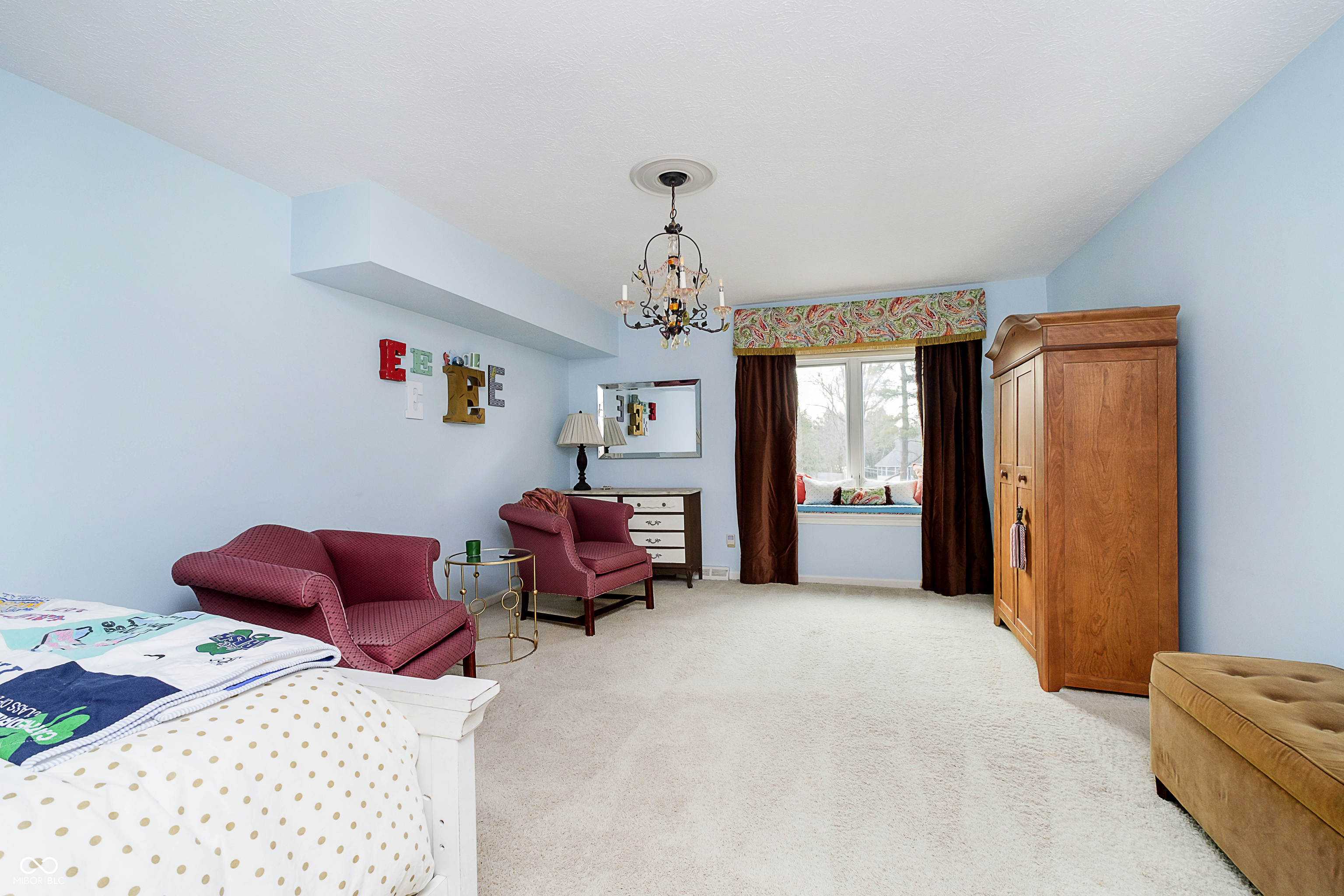 3803 Nesbitt Road