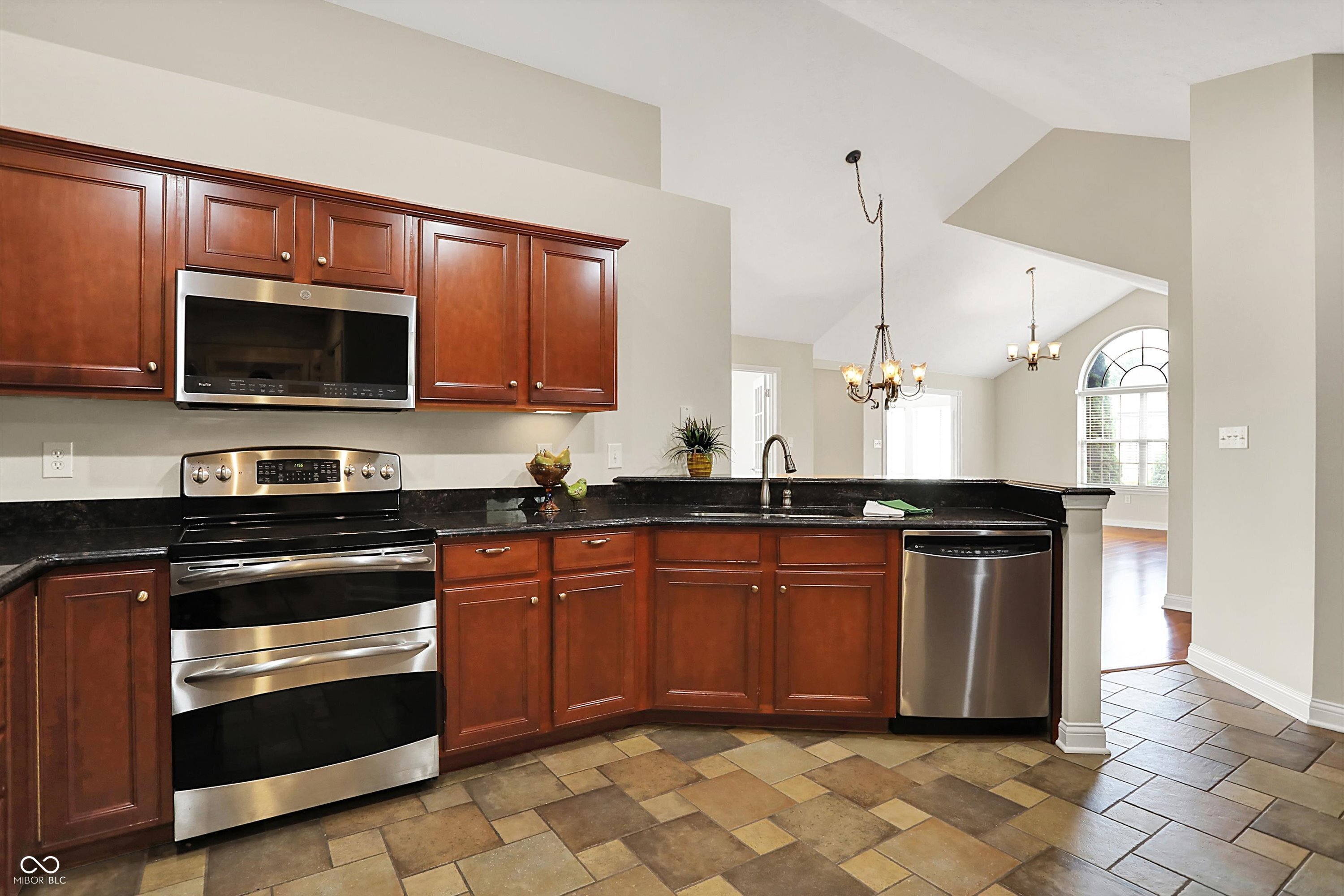 13902 Rue Royale Lane Unit: 62