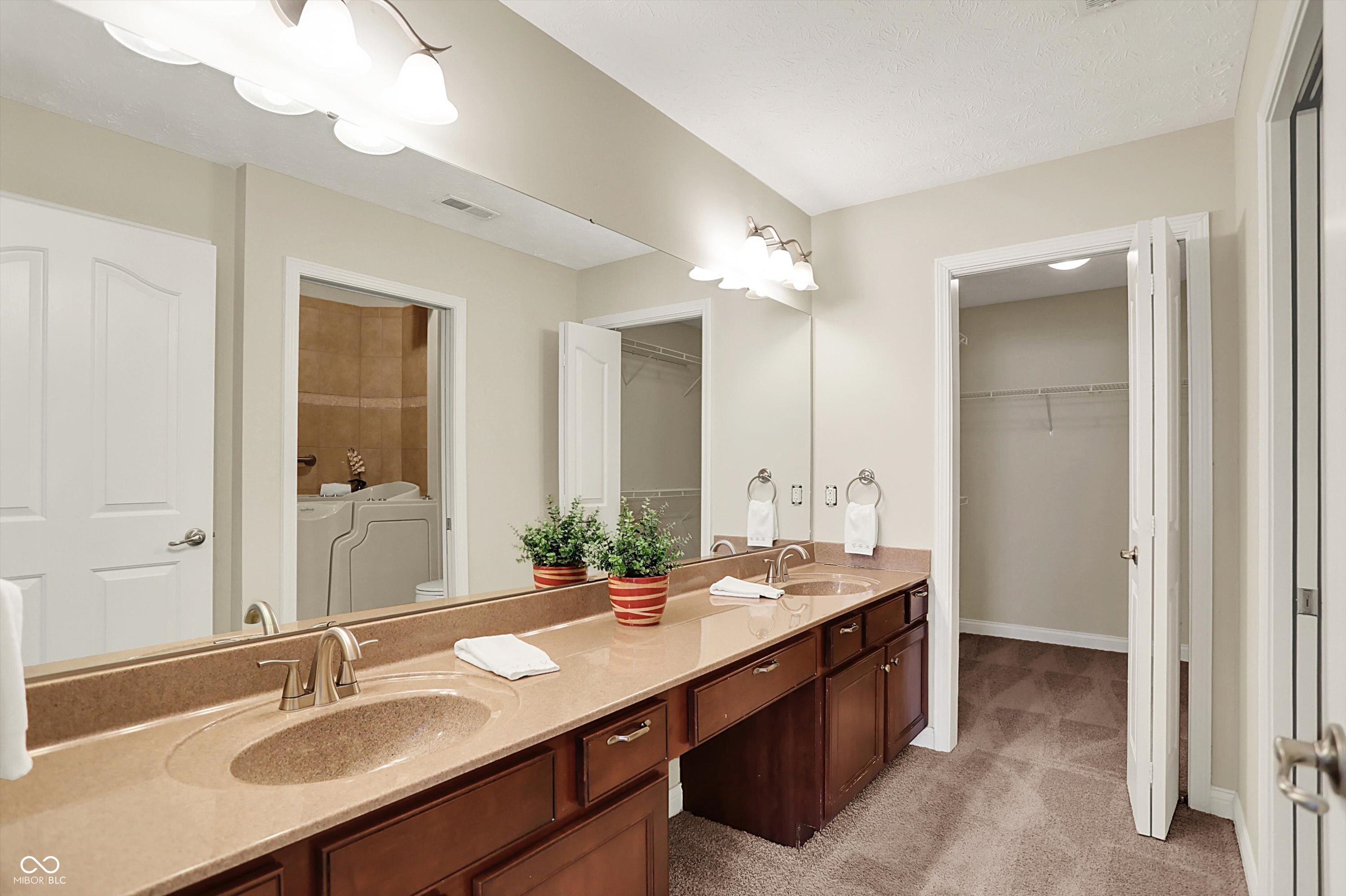 13902 Rue Royale Lane Unit: 62