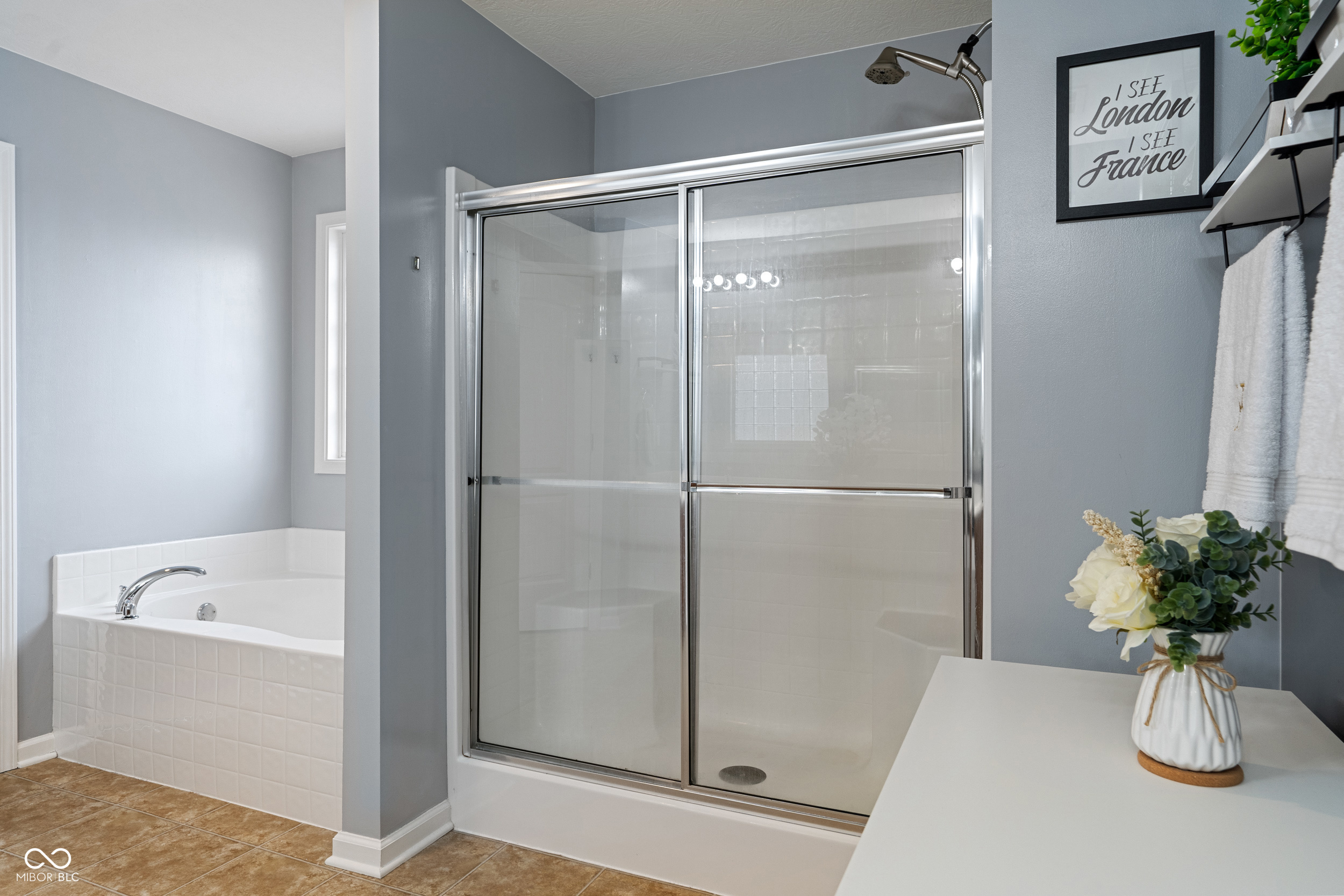 3322 Paisley Pointe