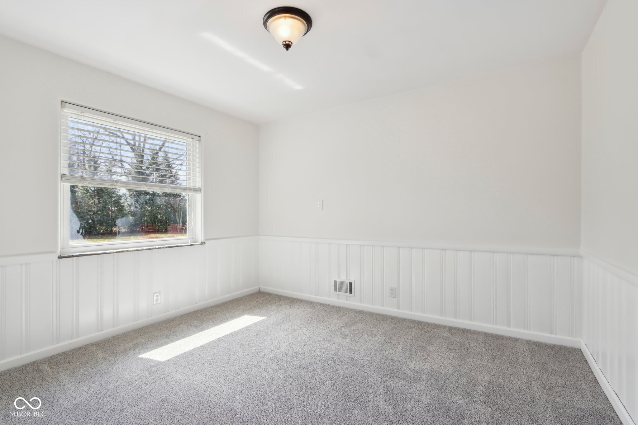 405 W 73rd Street