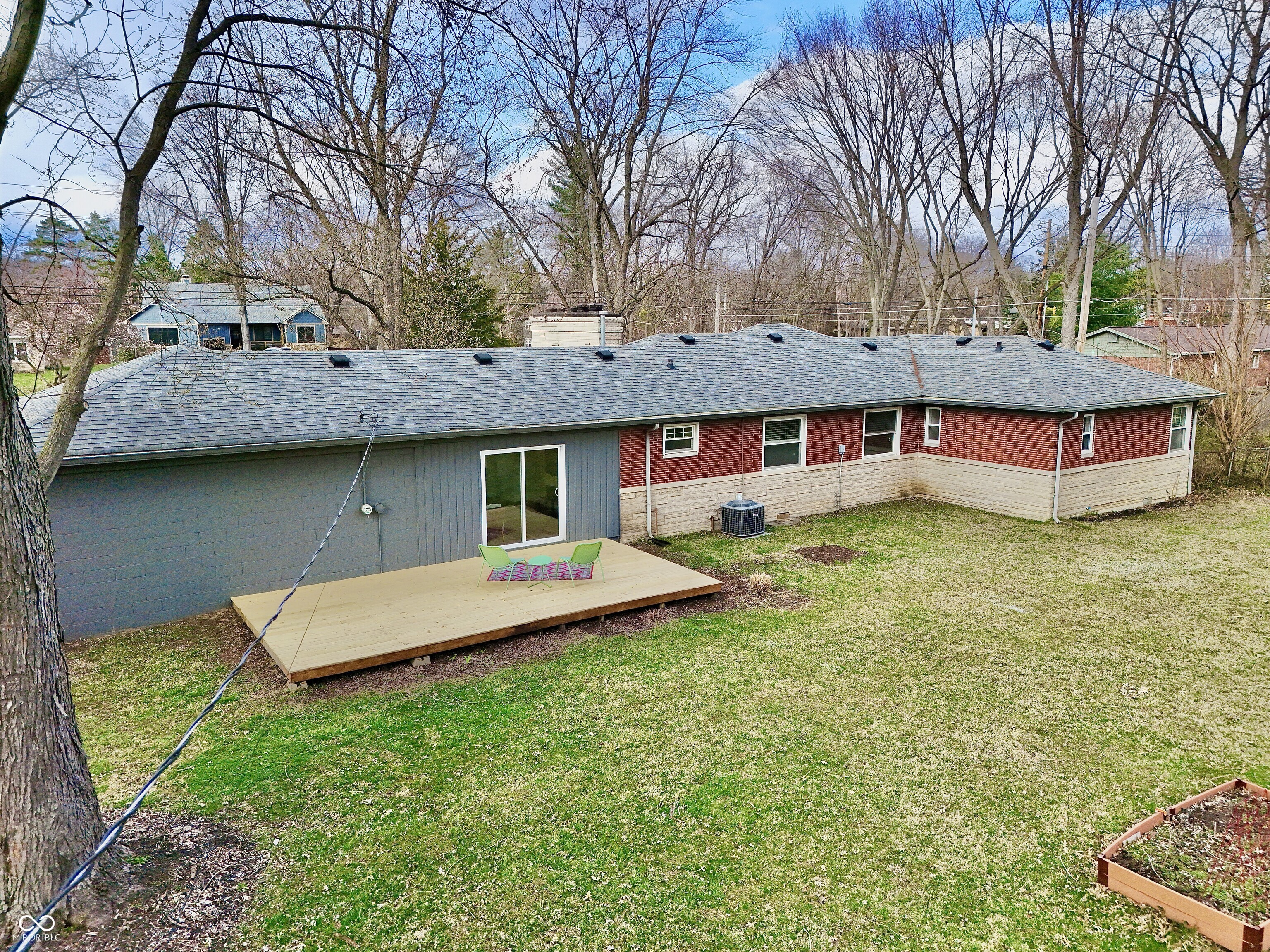 405 W 73rd Street