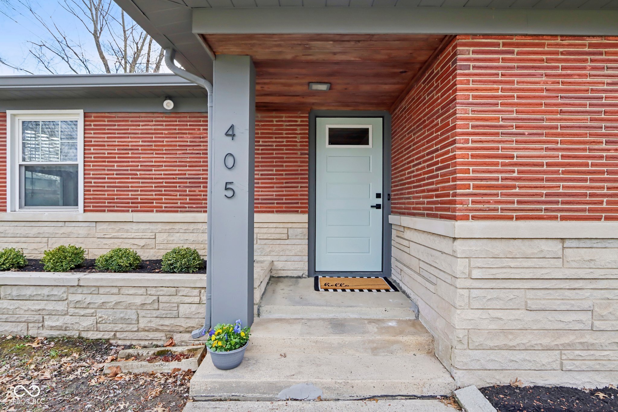 405 W 73rd Street
