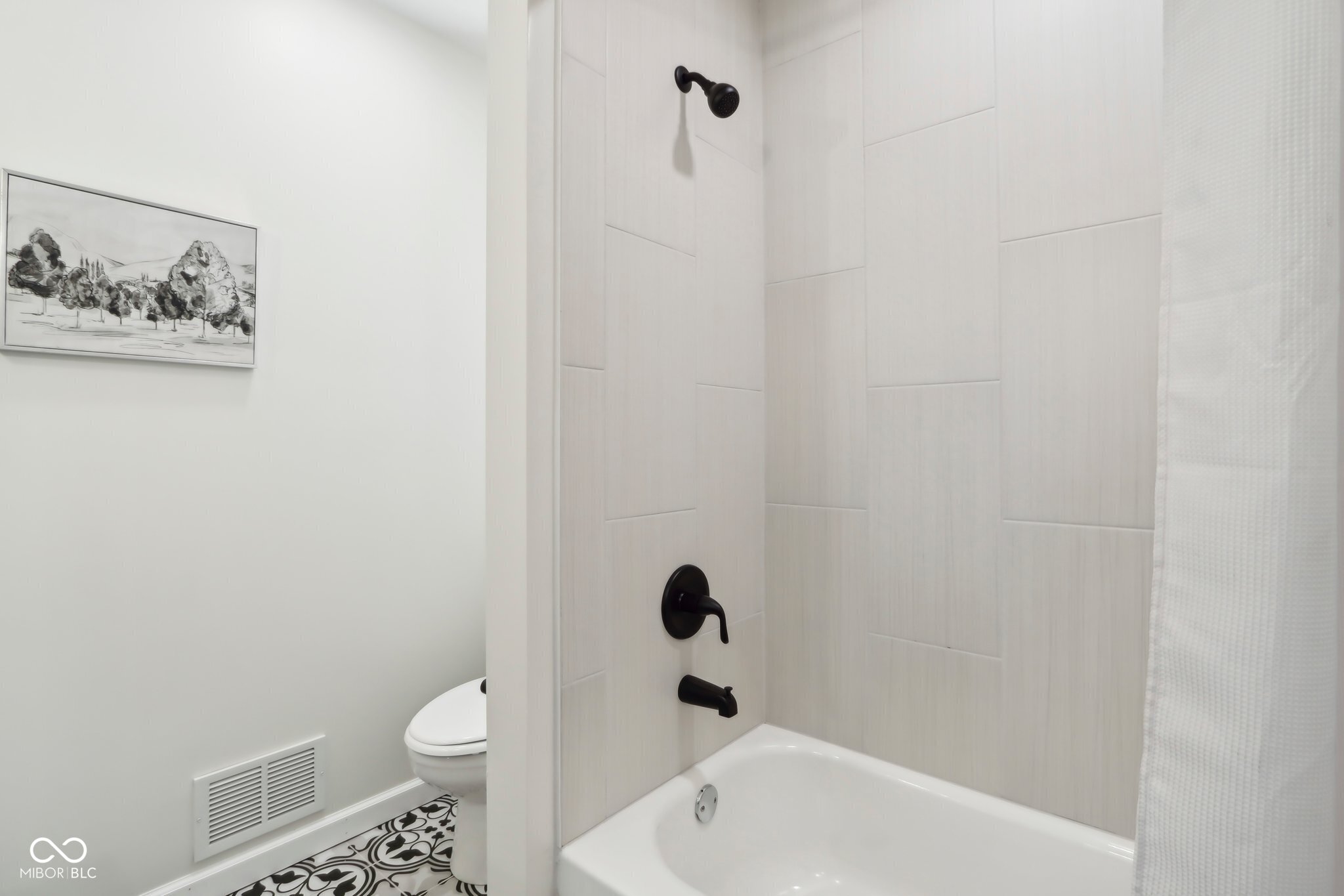 405 W 73rd Street