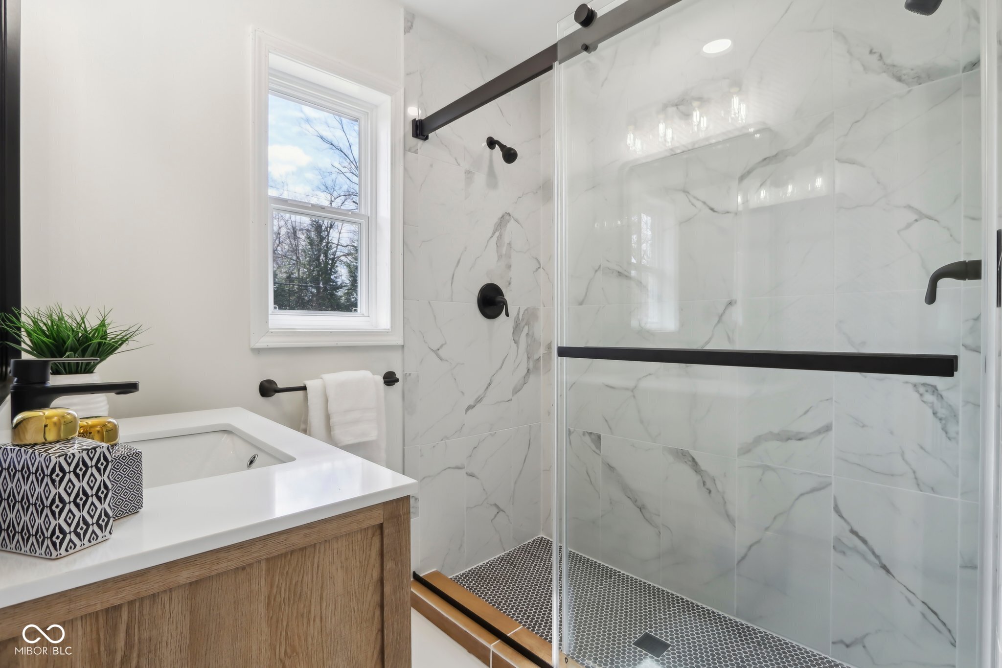 405 W 73rd Street