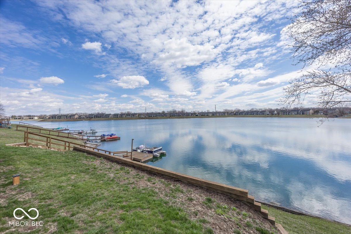 7653 River Road