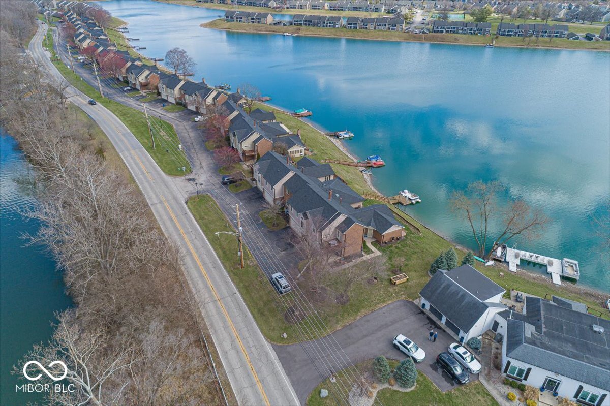 7653 River Road