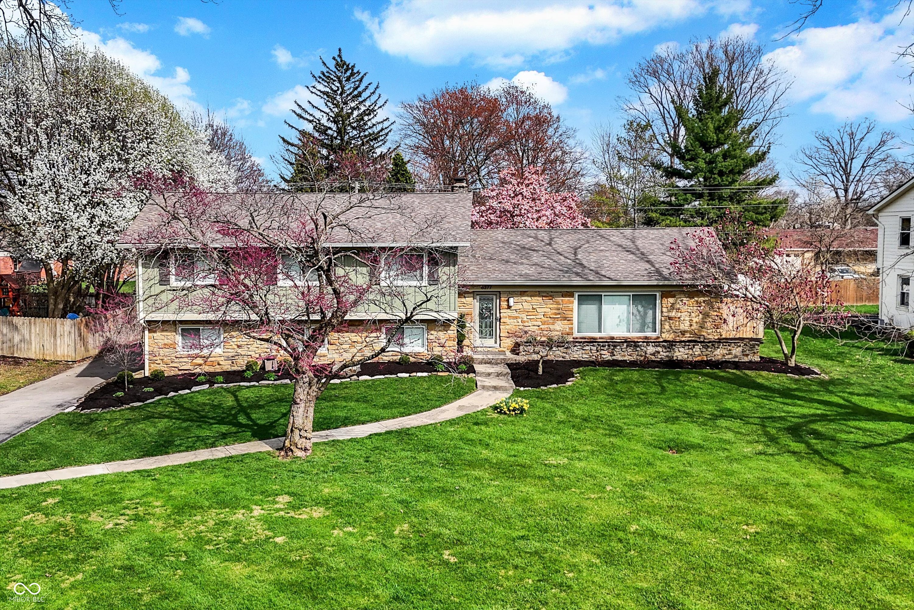 6377 Green Leaves Road