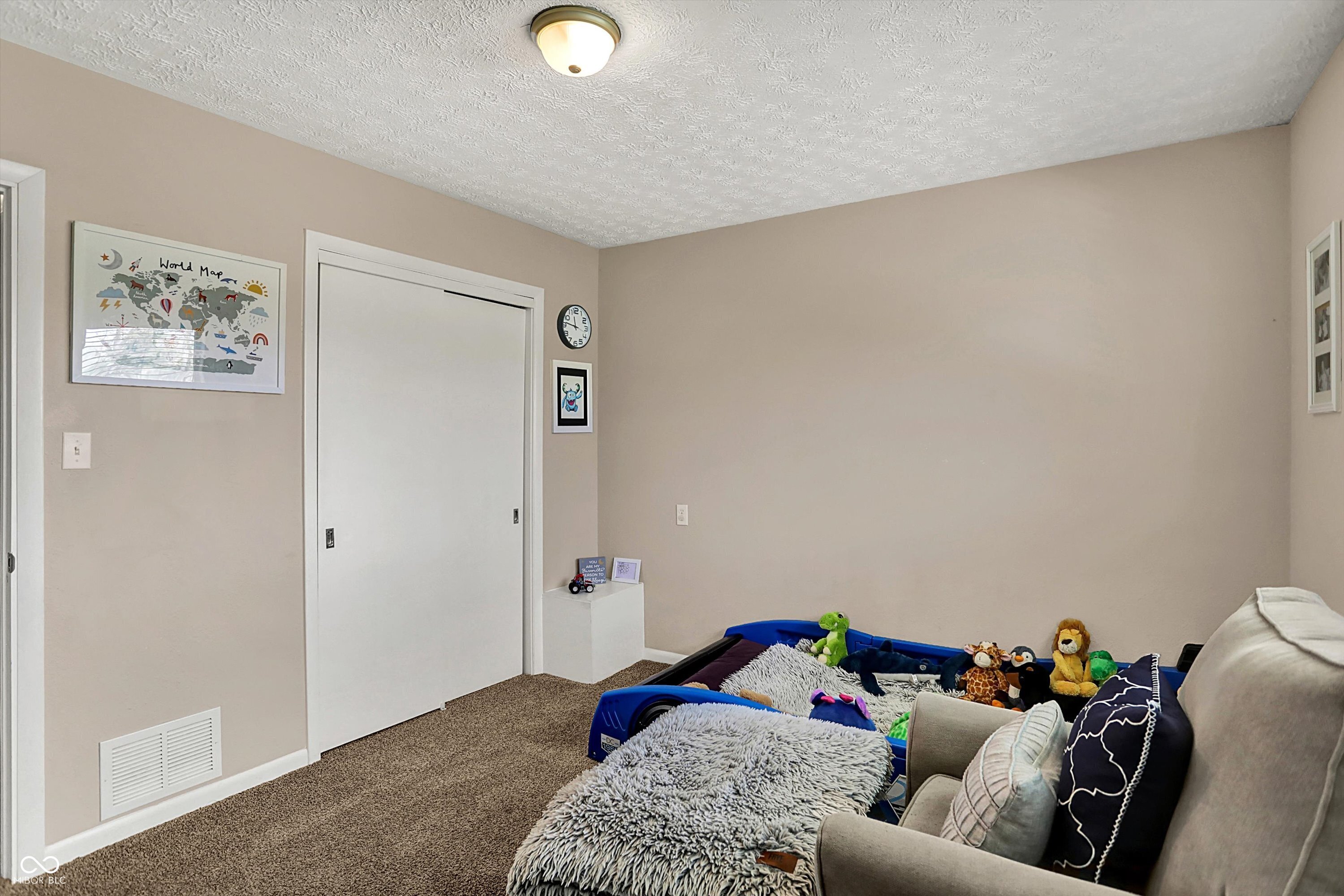 4260 Springwood Trail