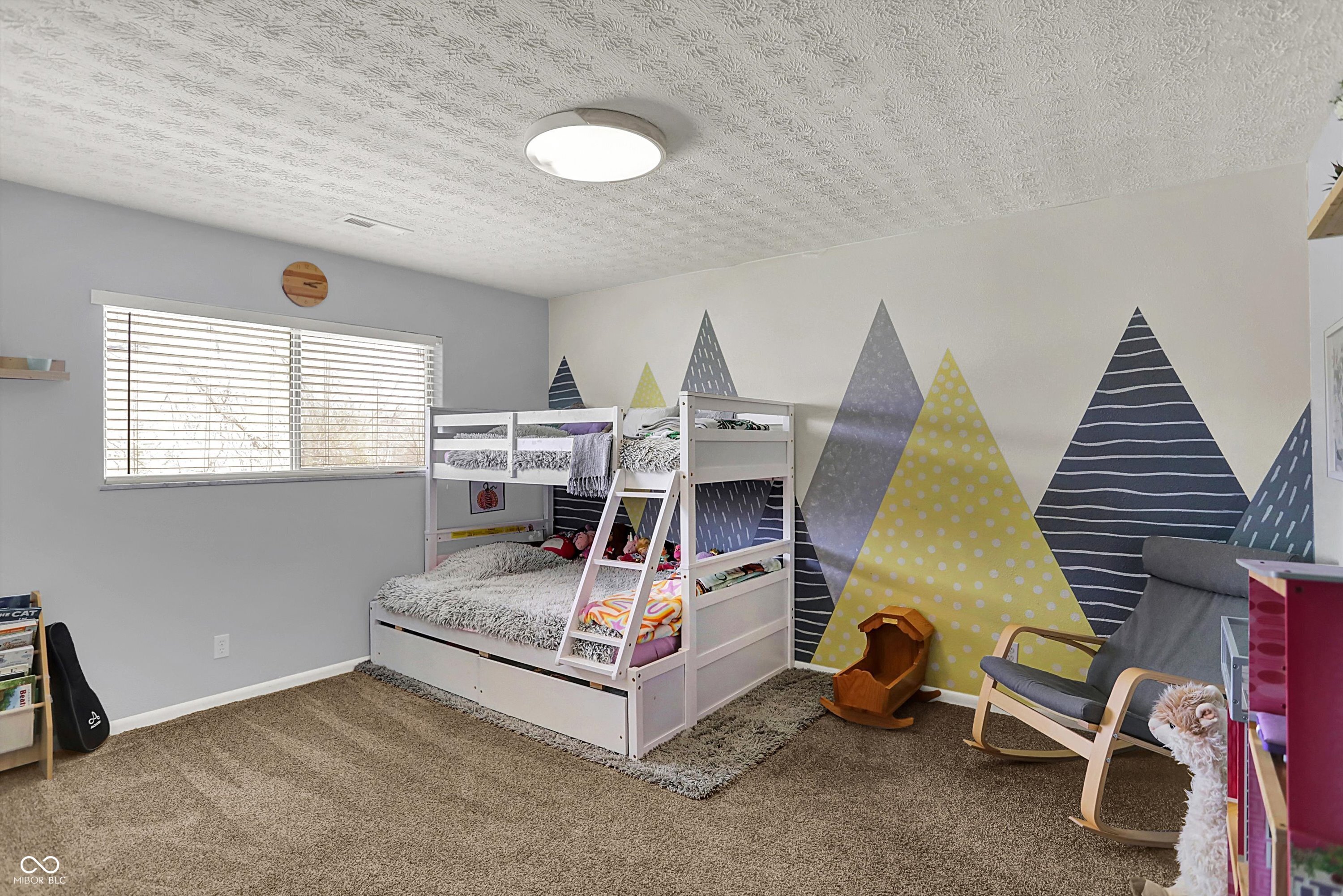 4260 Springwood Trail