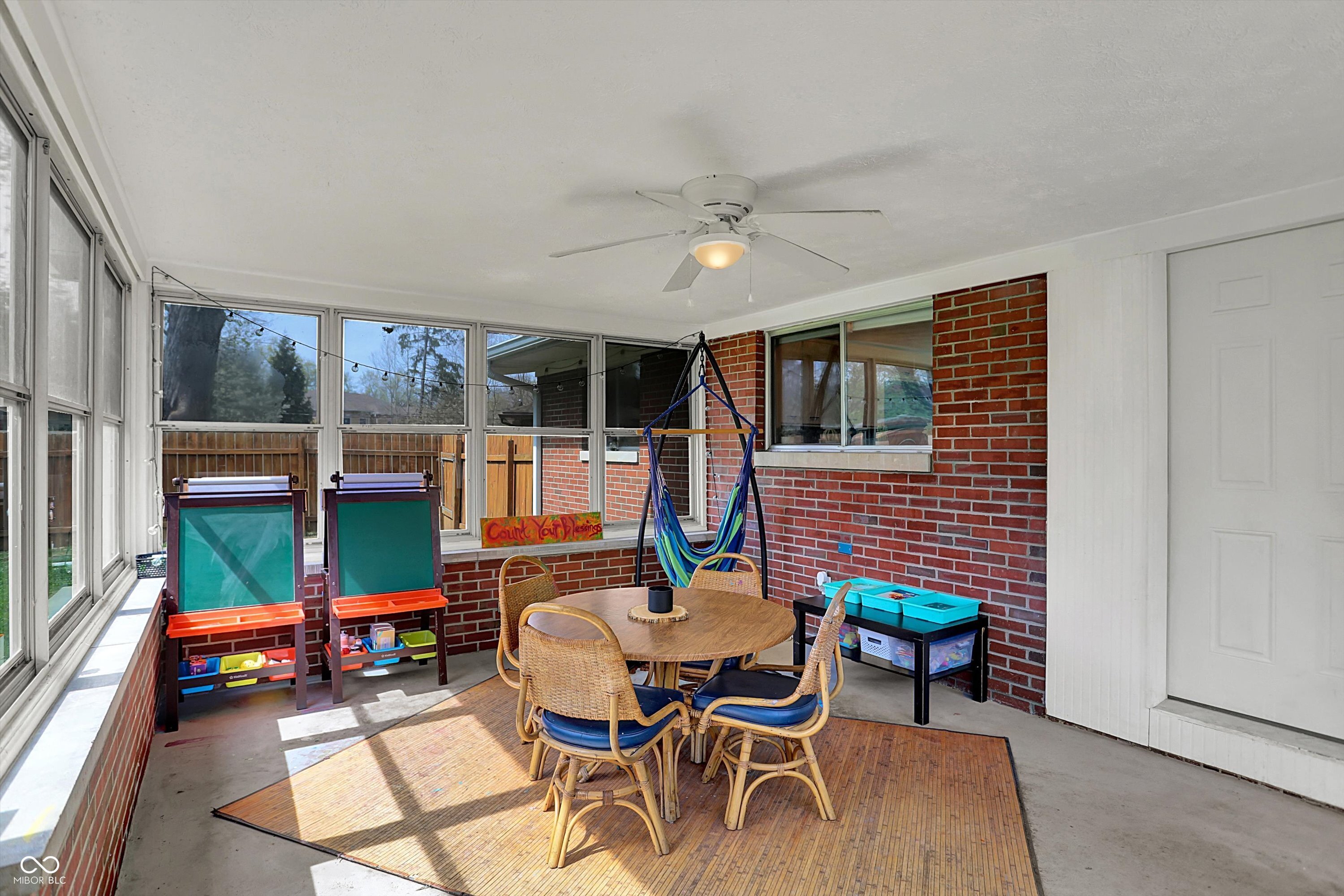 4260 Springwood Trail