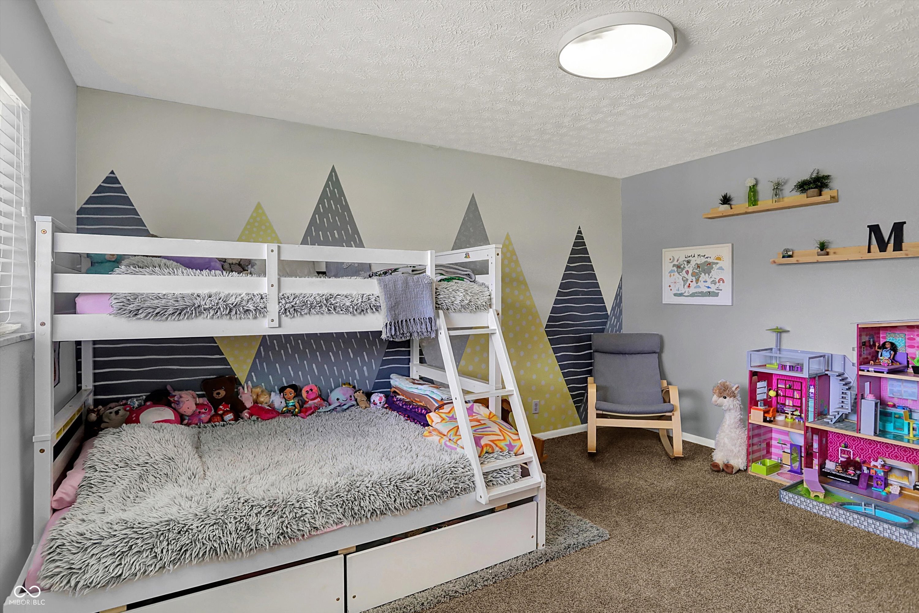 4260 Springwood Trail