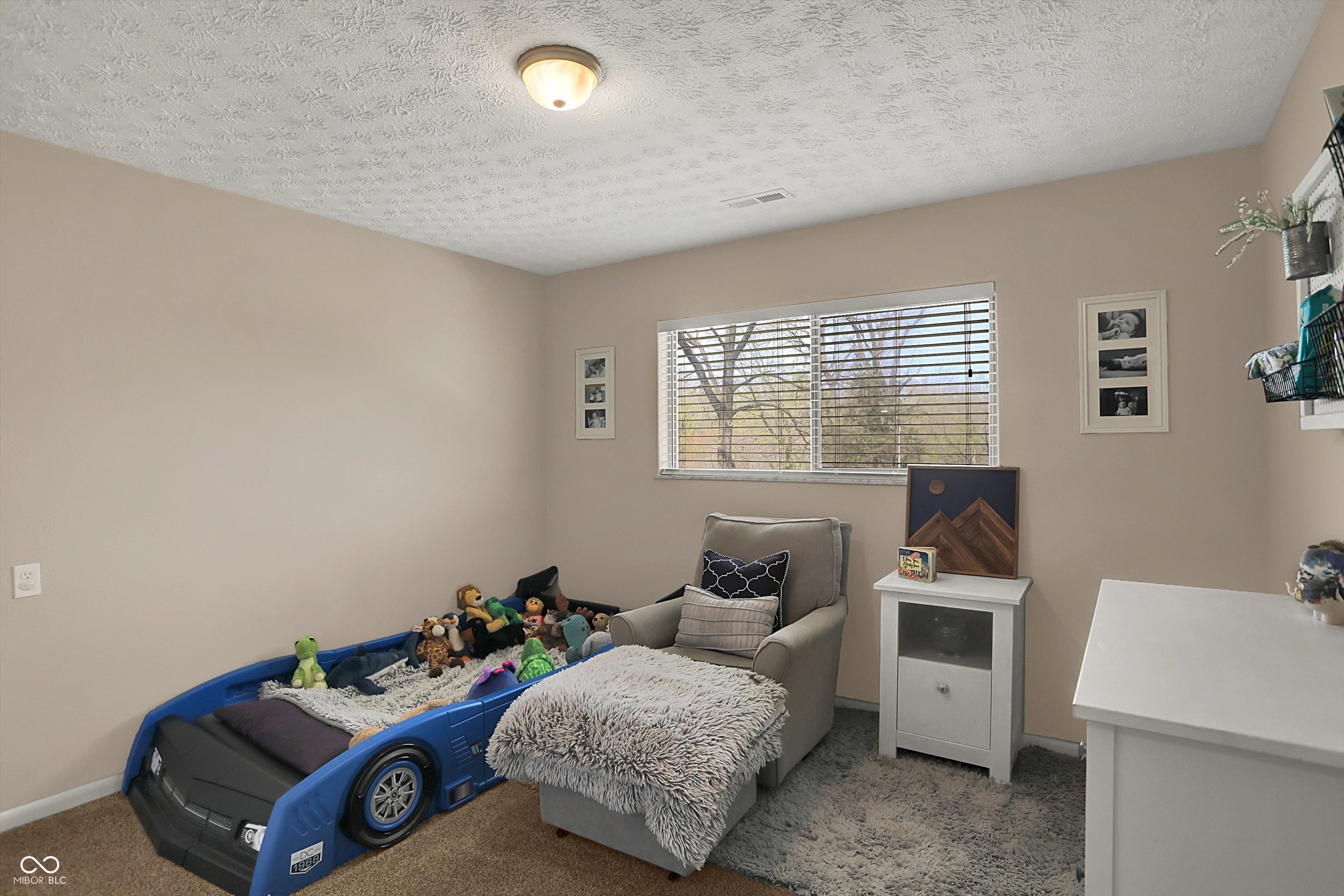 4260 Springwood Trail